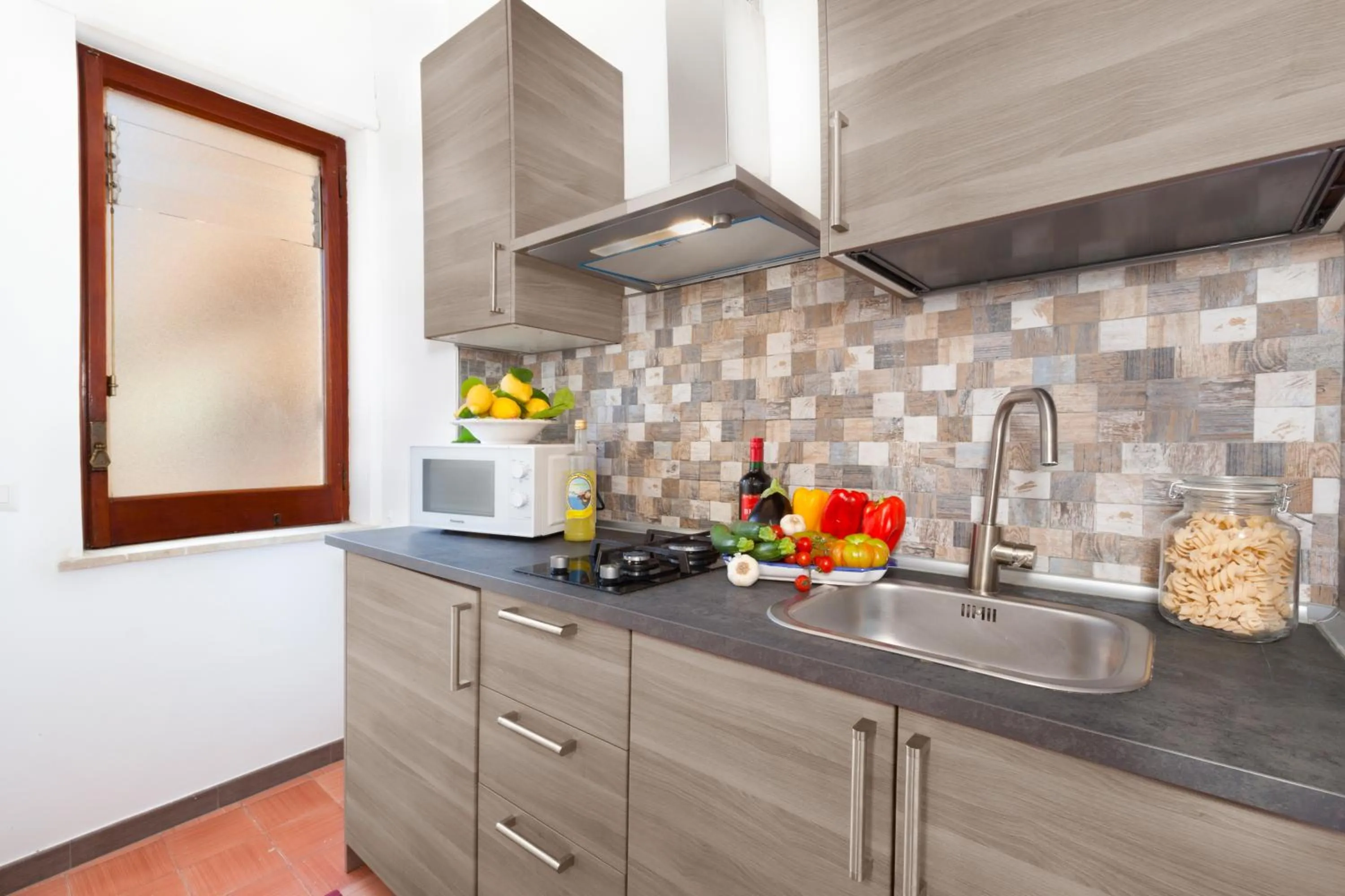 kitchen in Estate4home - SOFIA FLORA