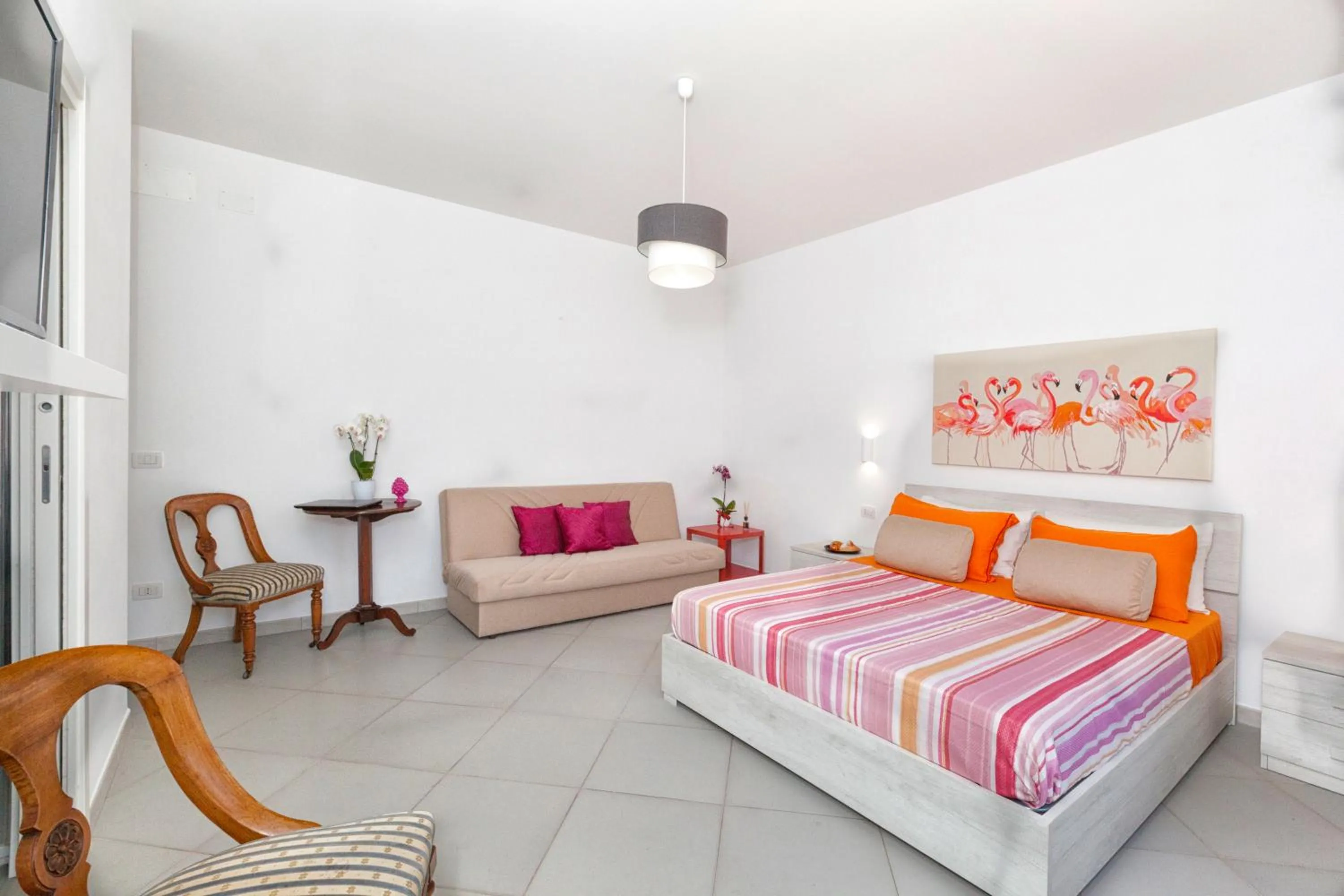 Bedroom, Bed in Estate4home - SOFIA FLORA