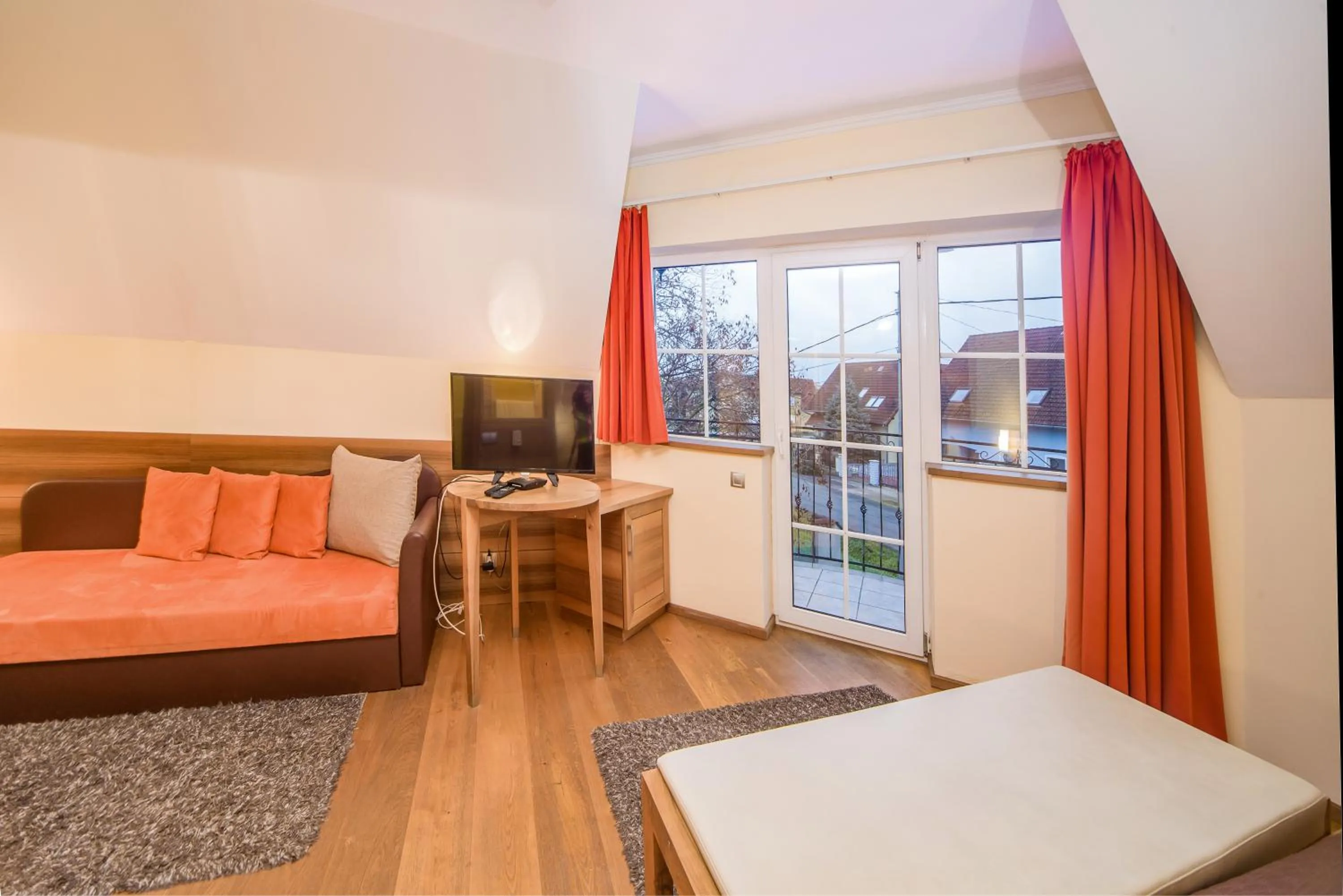 Photo of the whole room, Bed in Wellness Hotel Kager Harkány