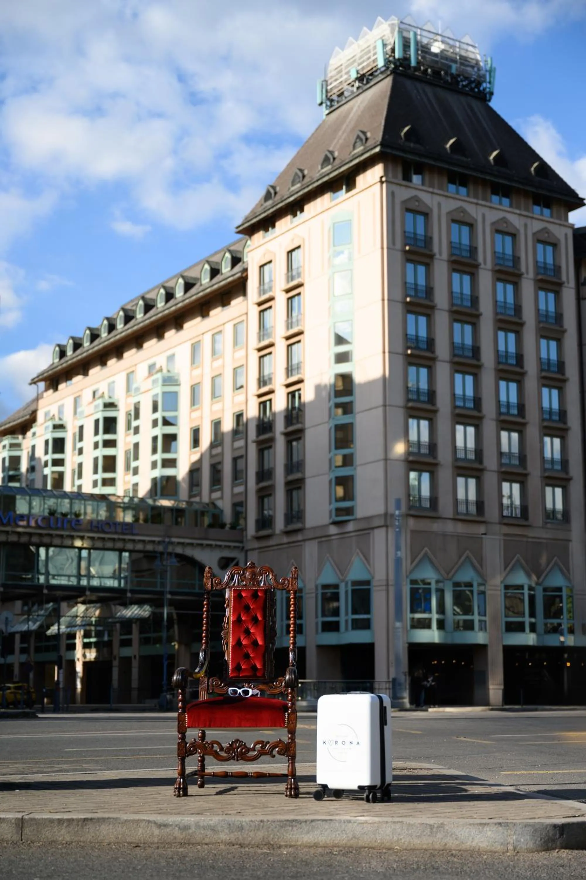 Property building in Mercure Budapest Korona