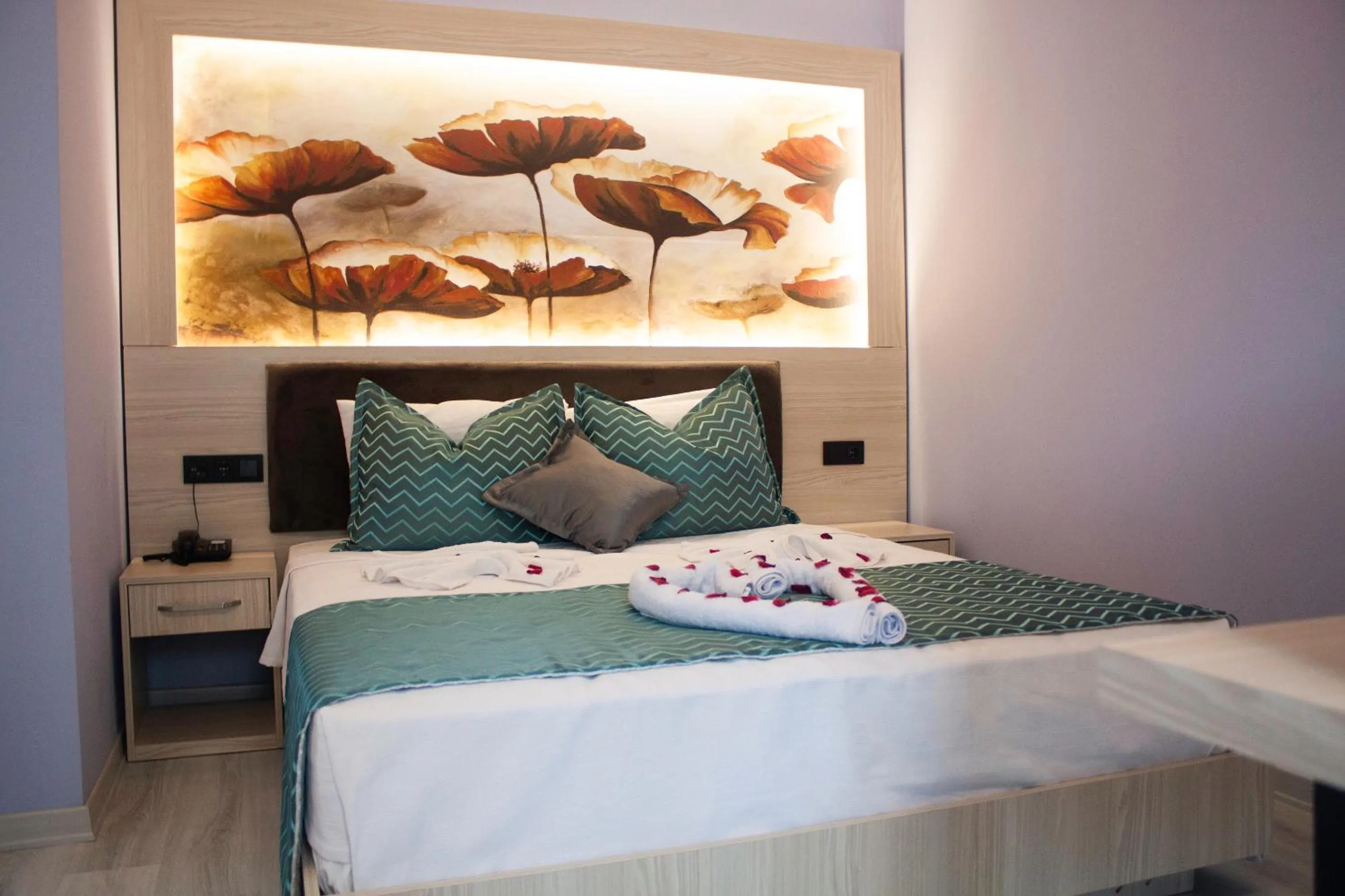 Photo of the whole room, Bed in Livaneli Boutique Otel