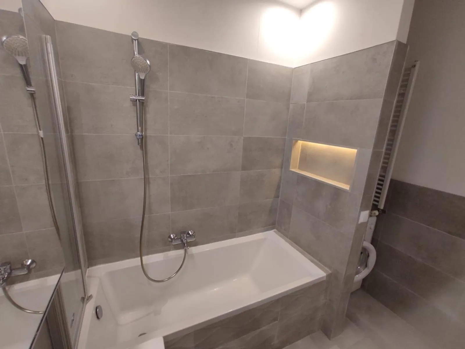 Bath in SuperApart Chełmska 9 - Blisko Olinek i WFDIF