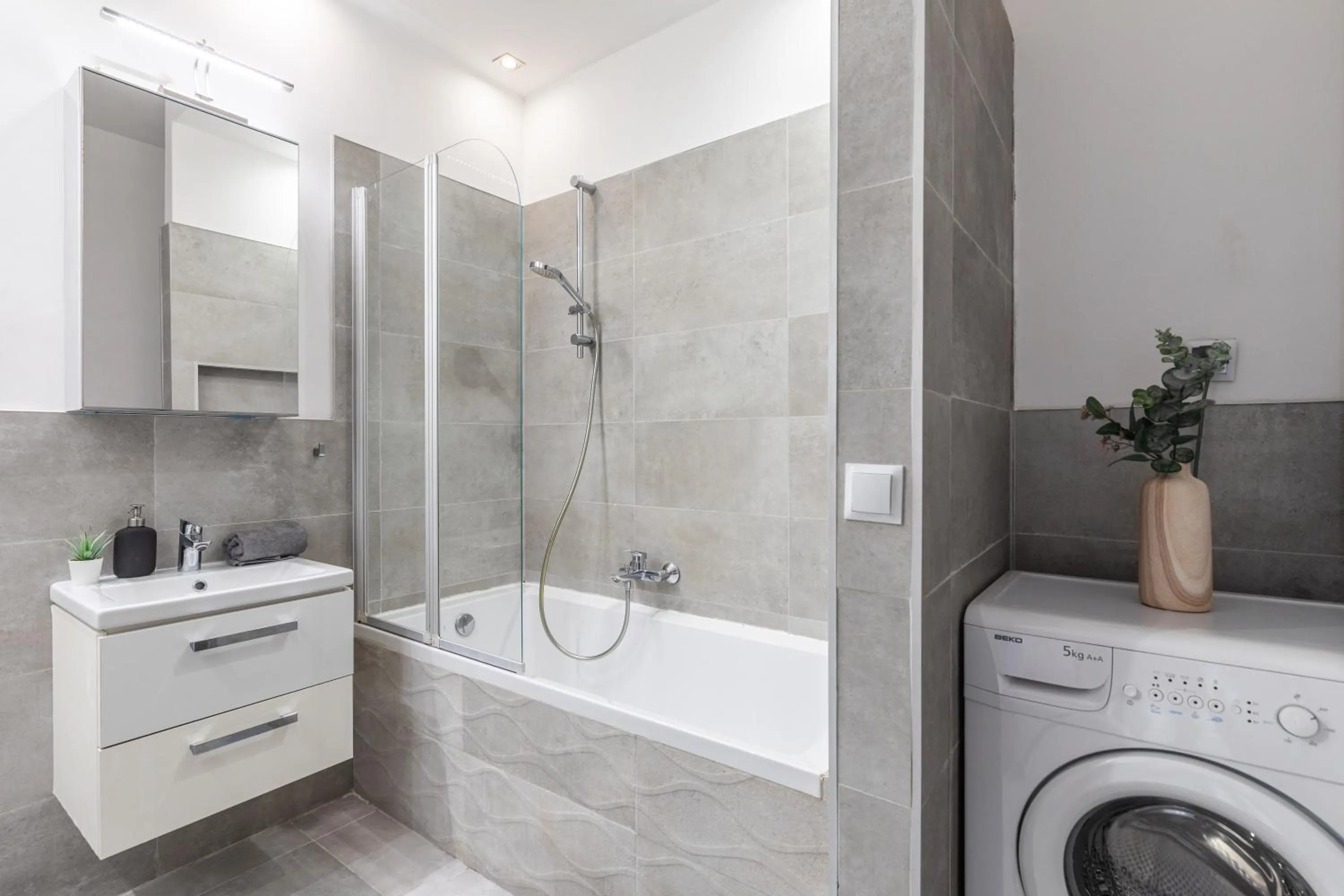 Bathroom in SuperApart Chełmska 9 - Blisko Olinek i WFDIF