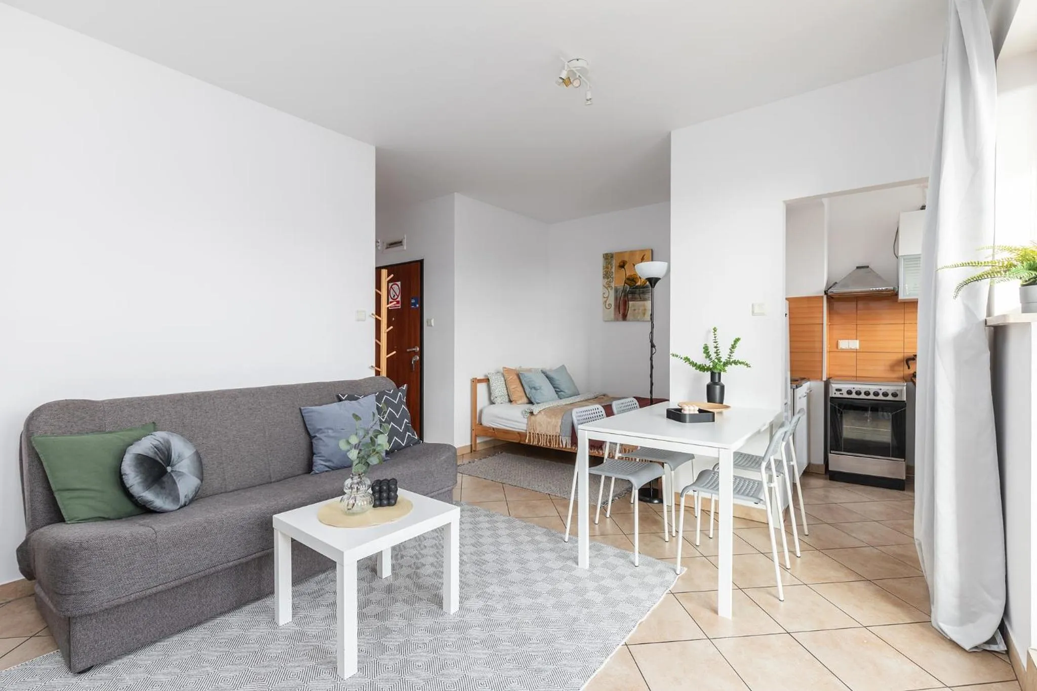 Kitchen or kitchenette in SuperApart Chełmska 9 - Blisko Olinek i WFDIF