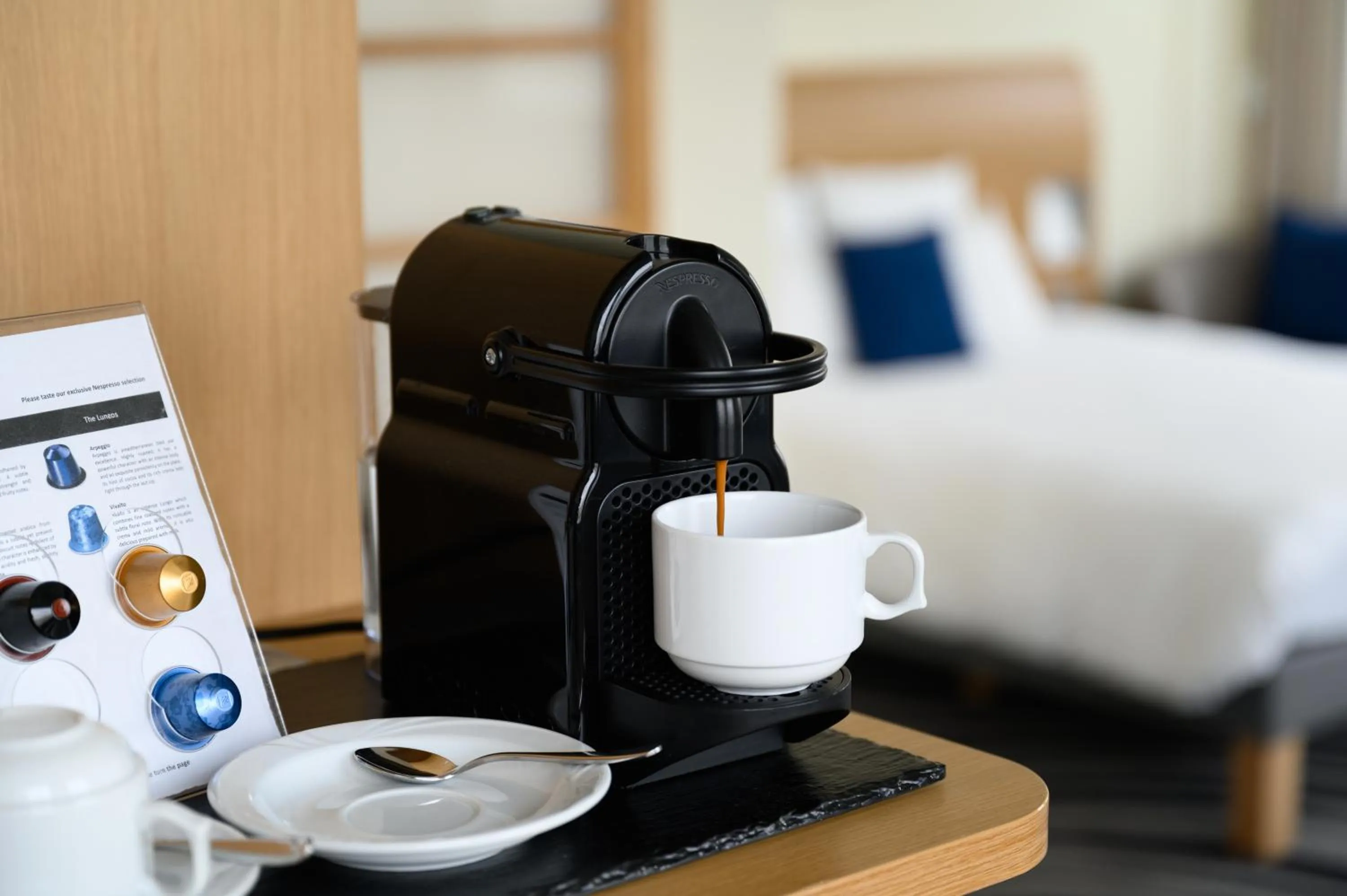 Coffee/tea facilities, Bed in Novotel Budapest Danube