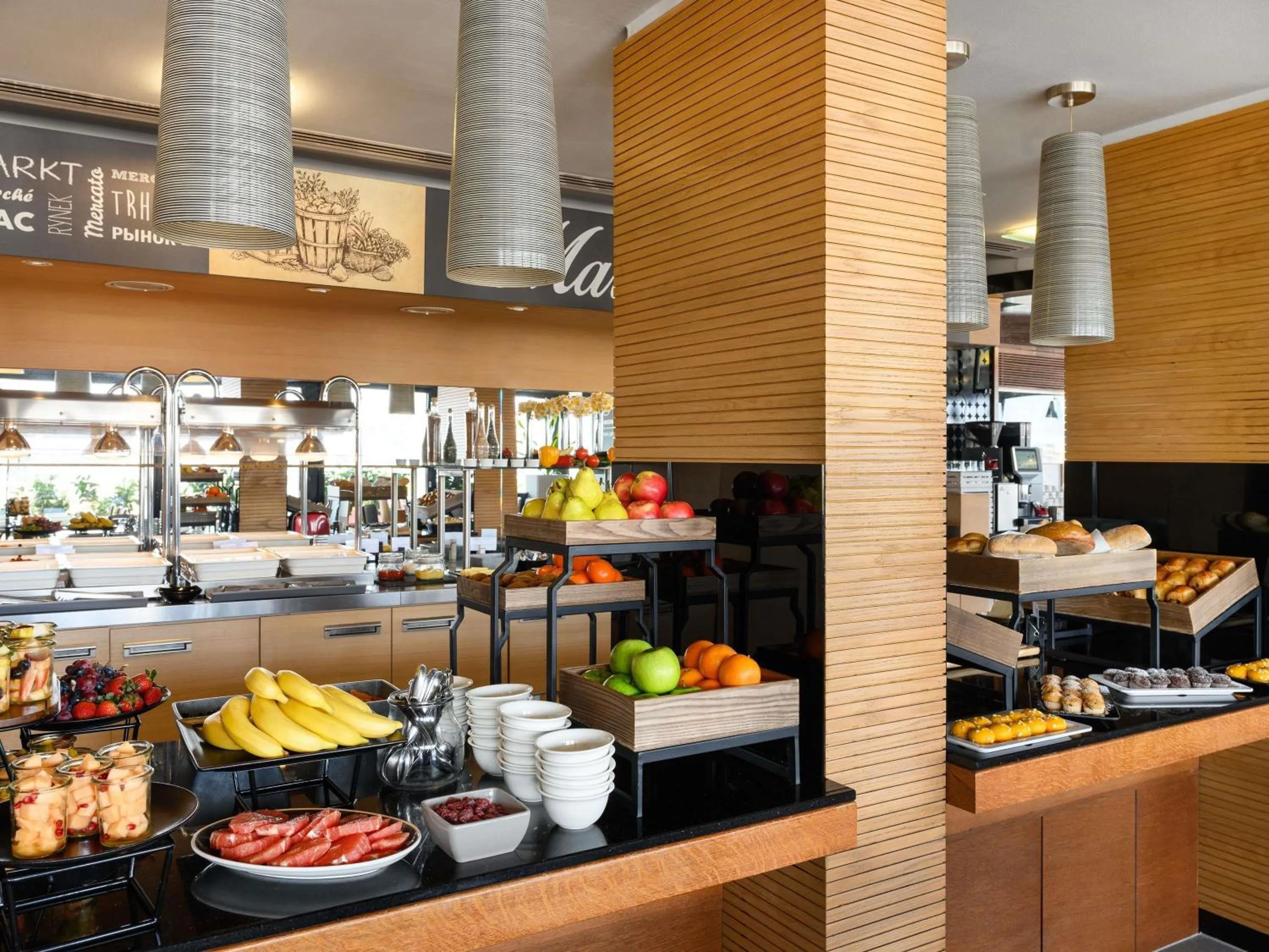 Breakfast in Novotel Budapest Danube