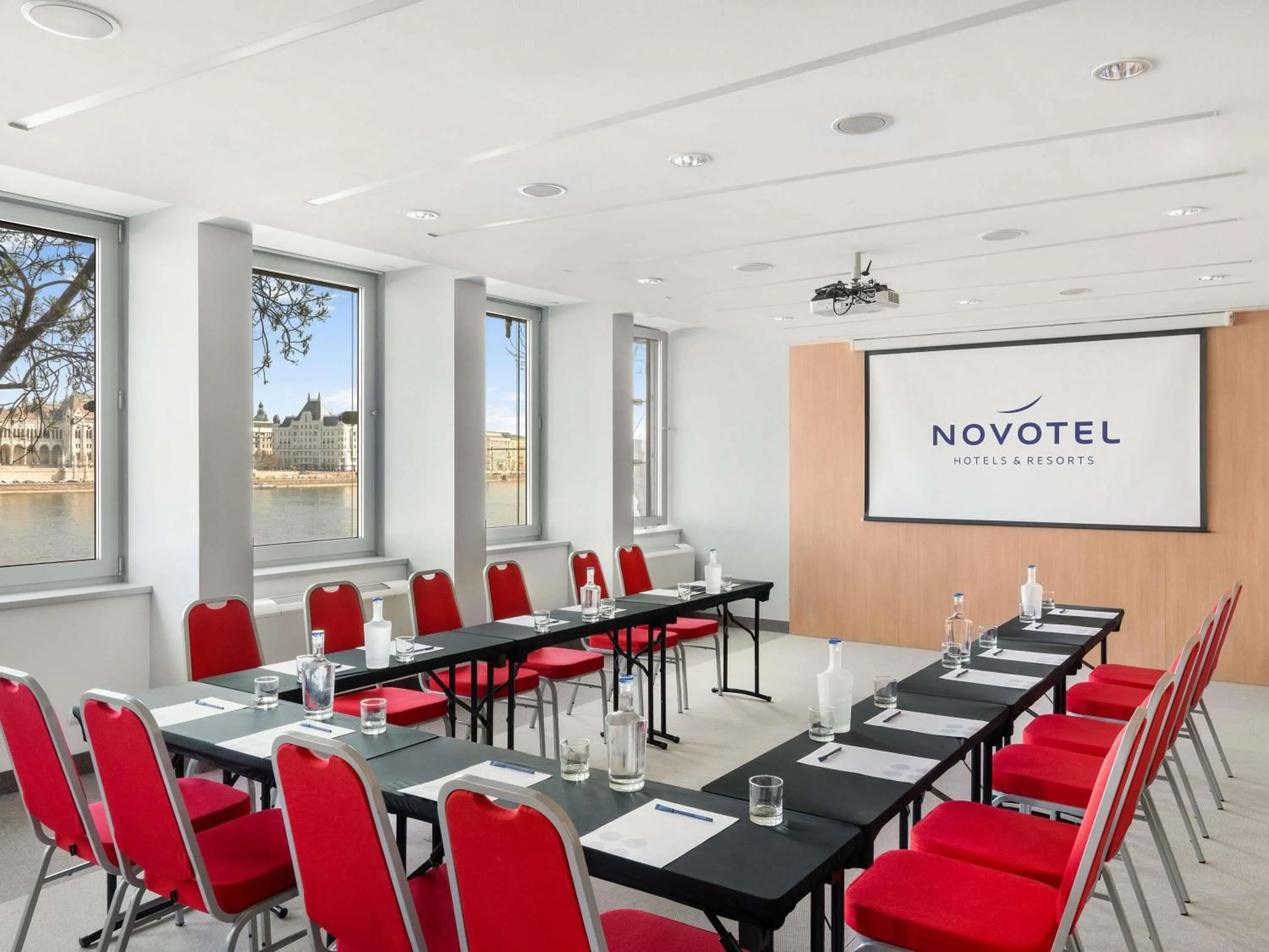 Meeting/conference room in Novotel Budapest Danube