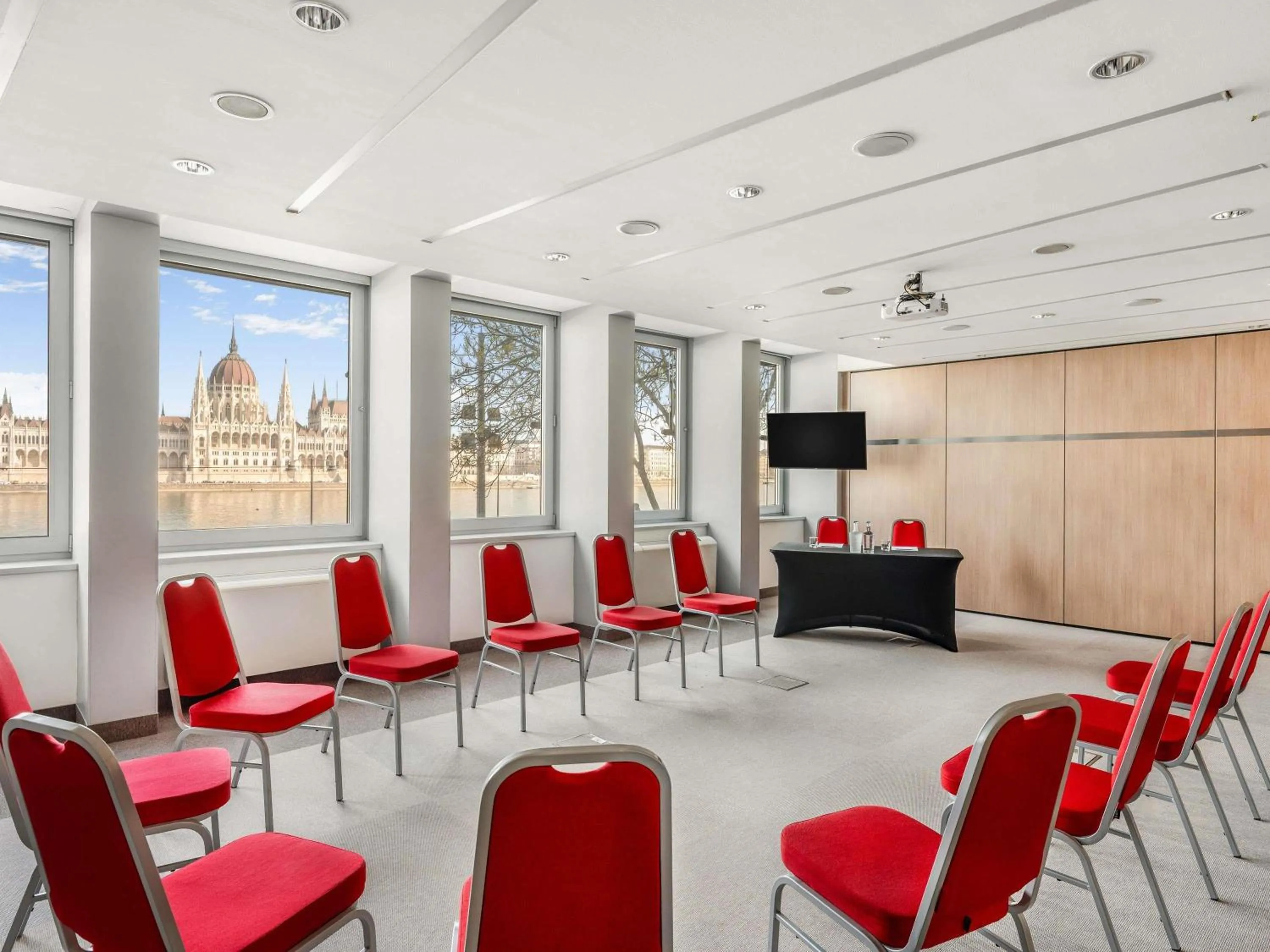 Meeting/conference room in Novotel Budapest Danube