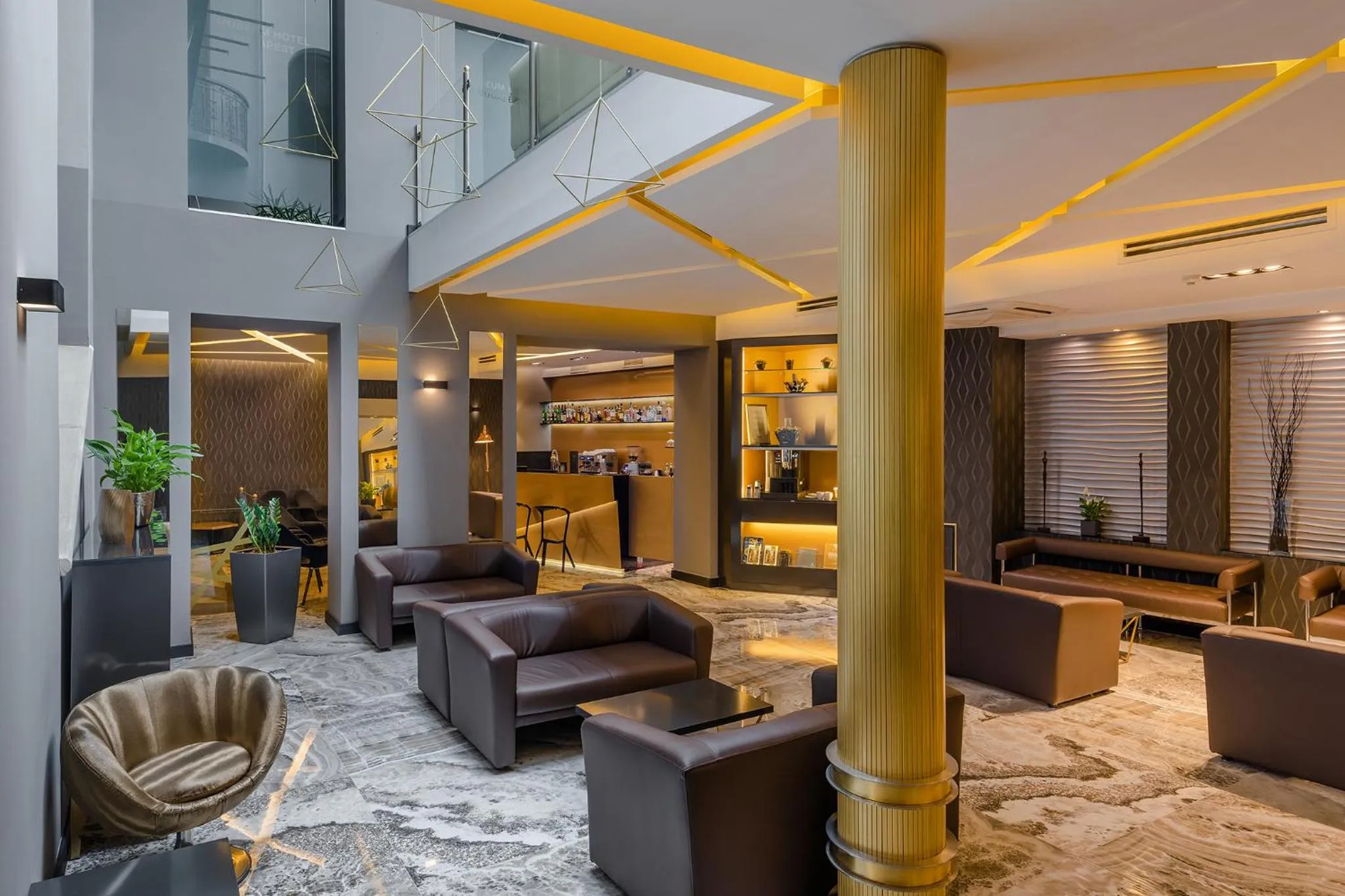 Lobby or reception in Hotel Museum Budapest