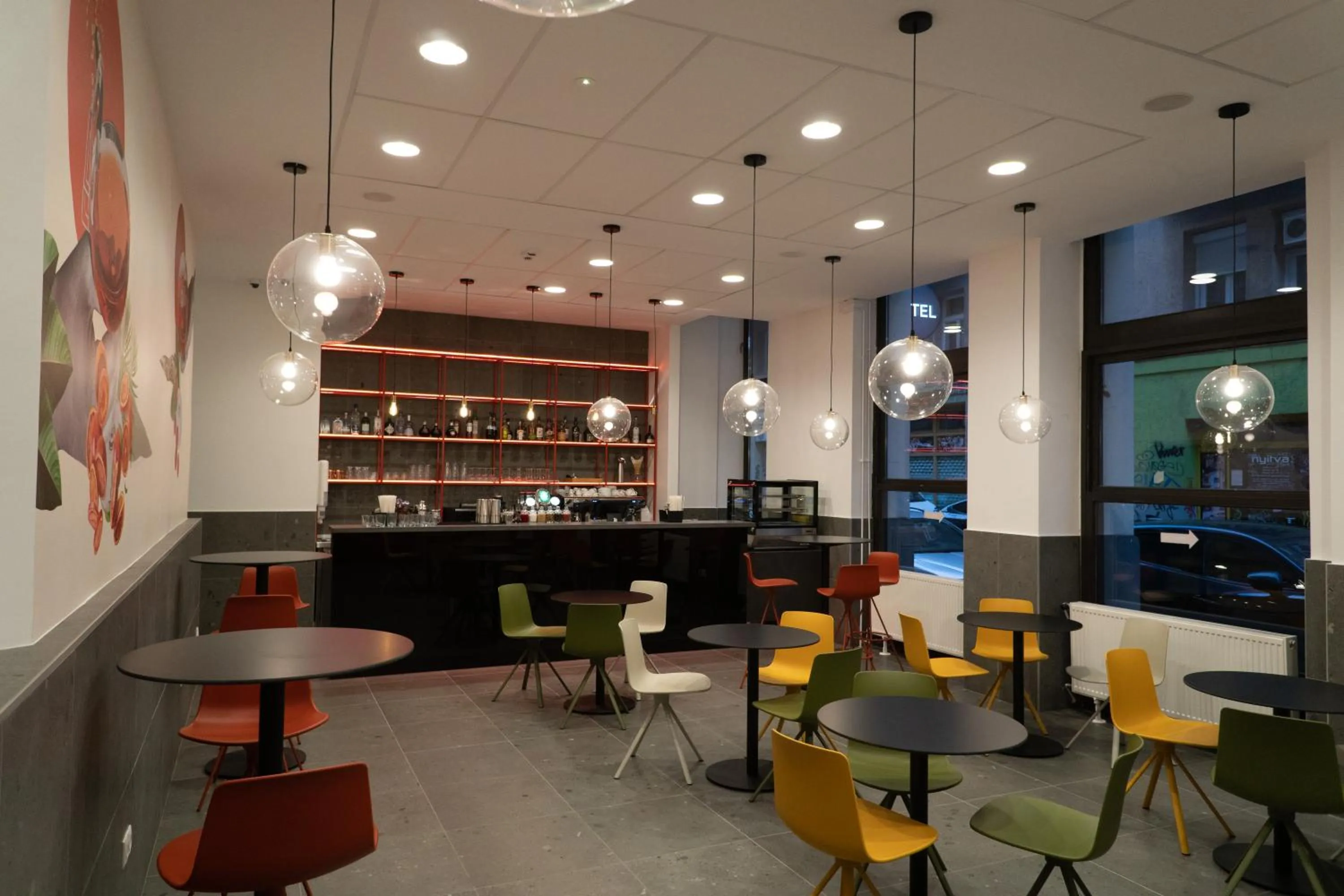 Lounge or bar in Equity Point Budapest