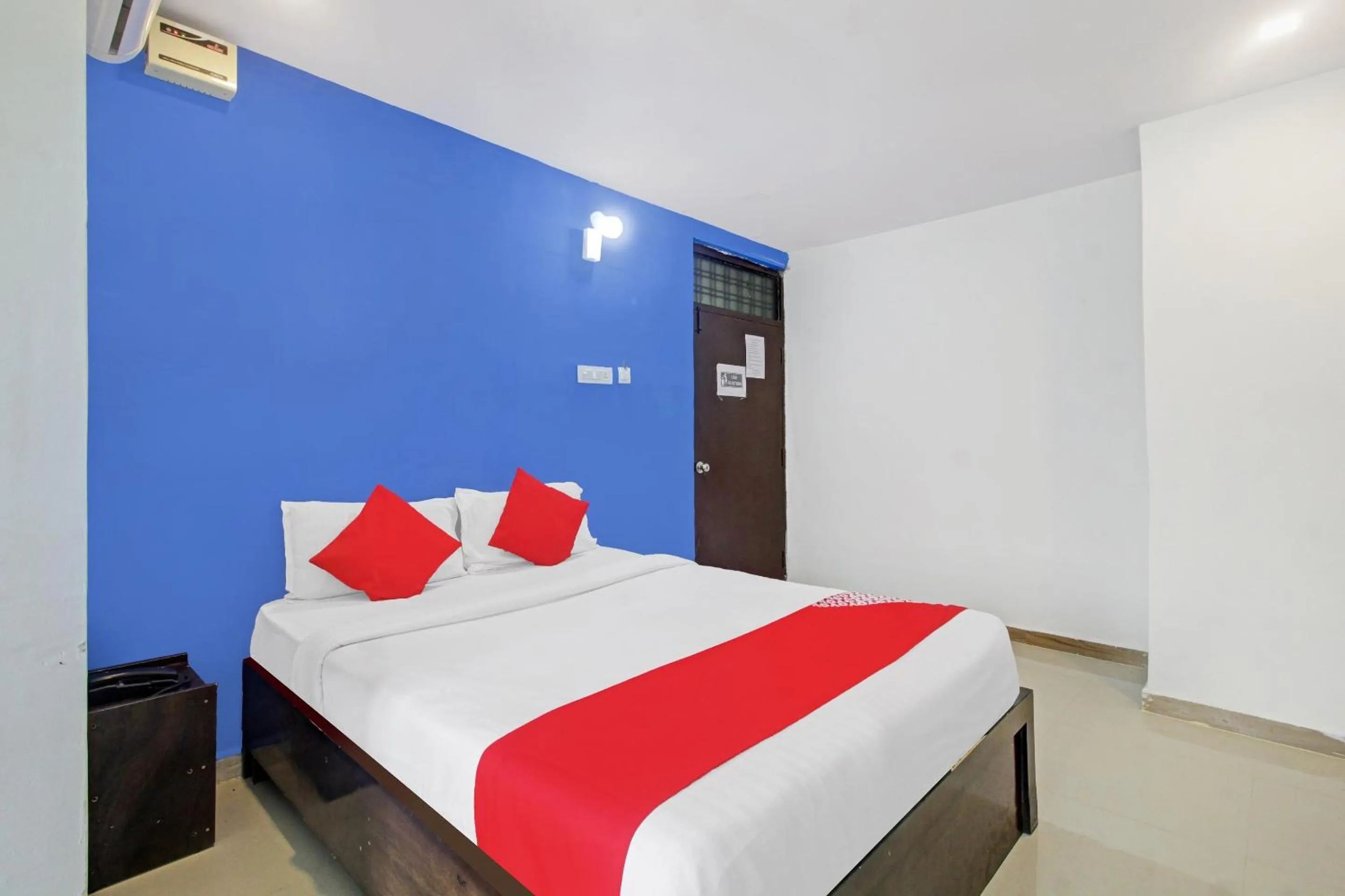 Bedroom, Bed in Hotel O A Delight Residency