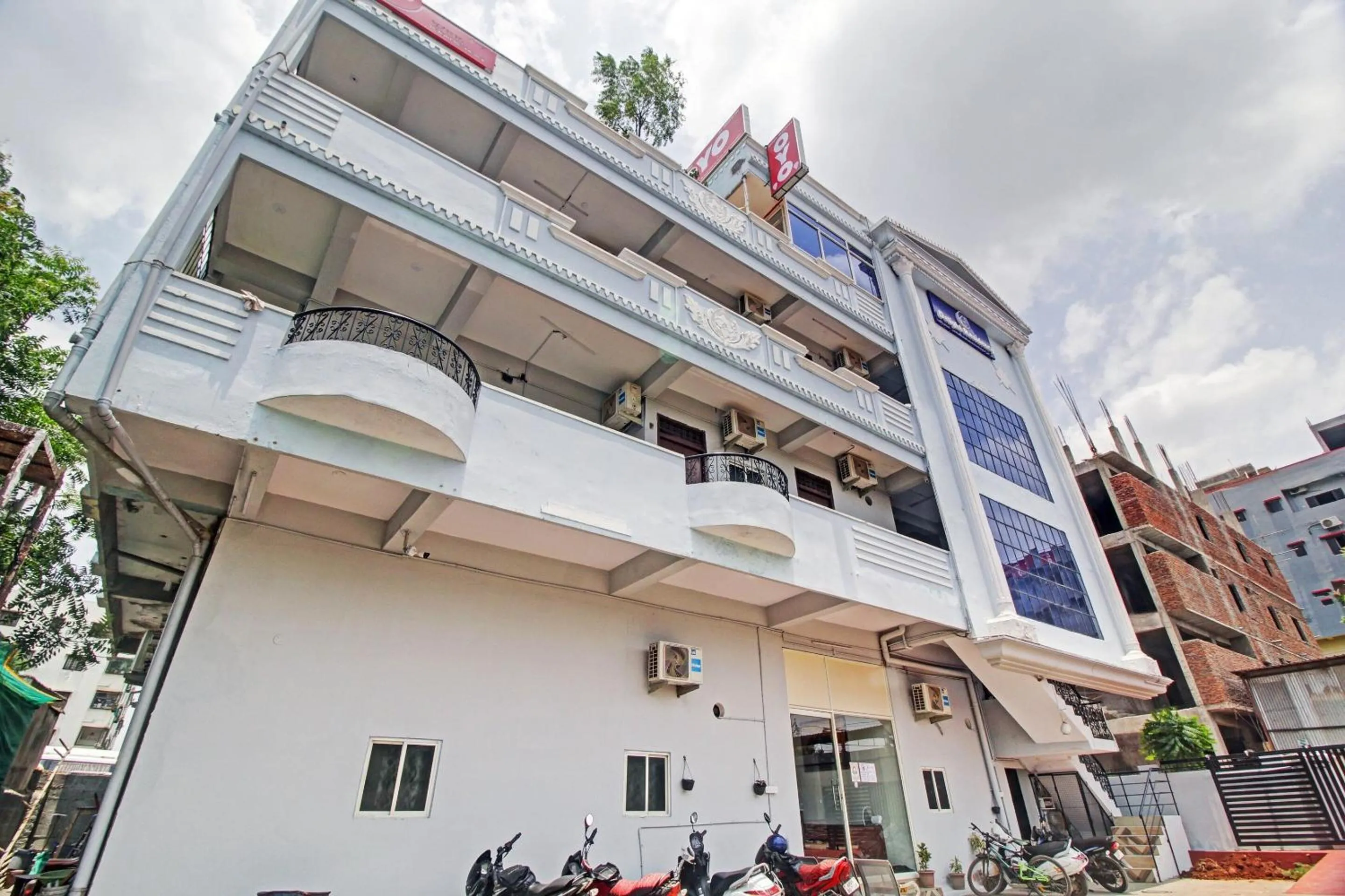 Facade/entrance in Hotel O A Delight Residency