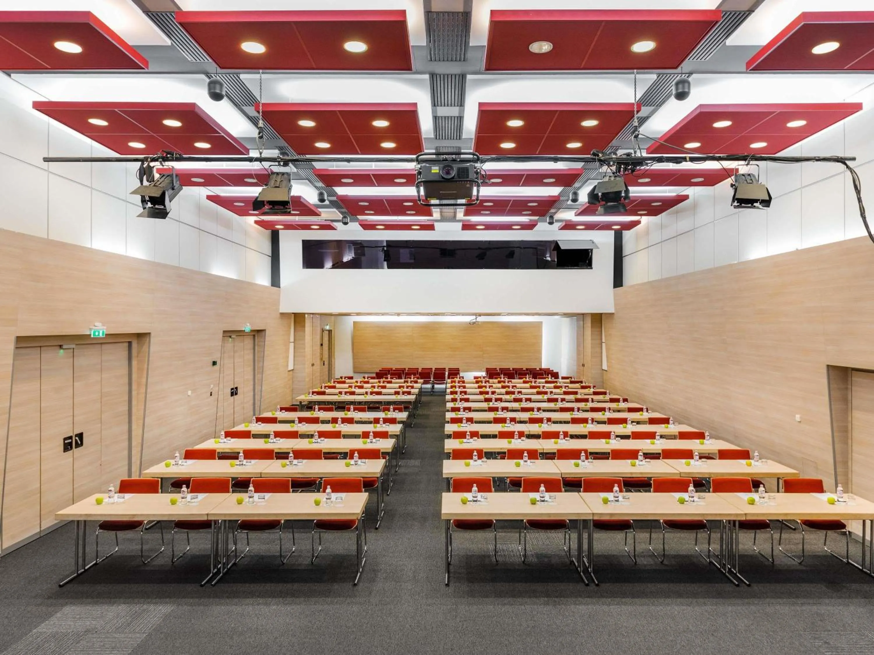 Meeting/conference room in Novotel Budapest City
