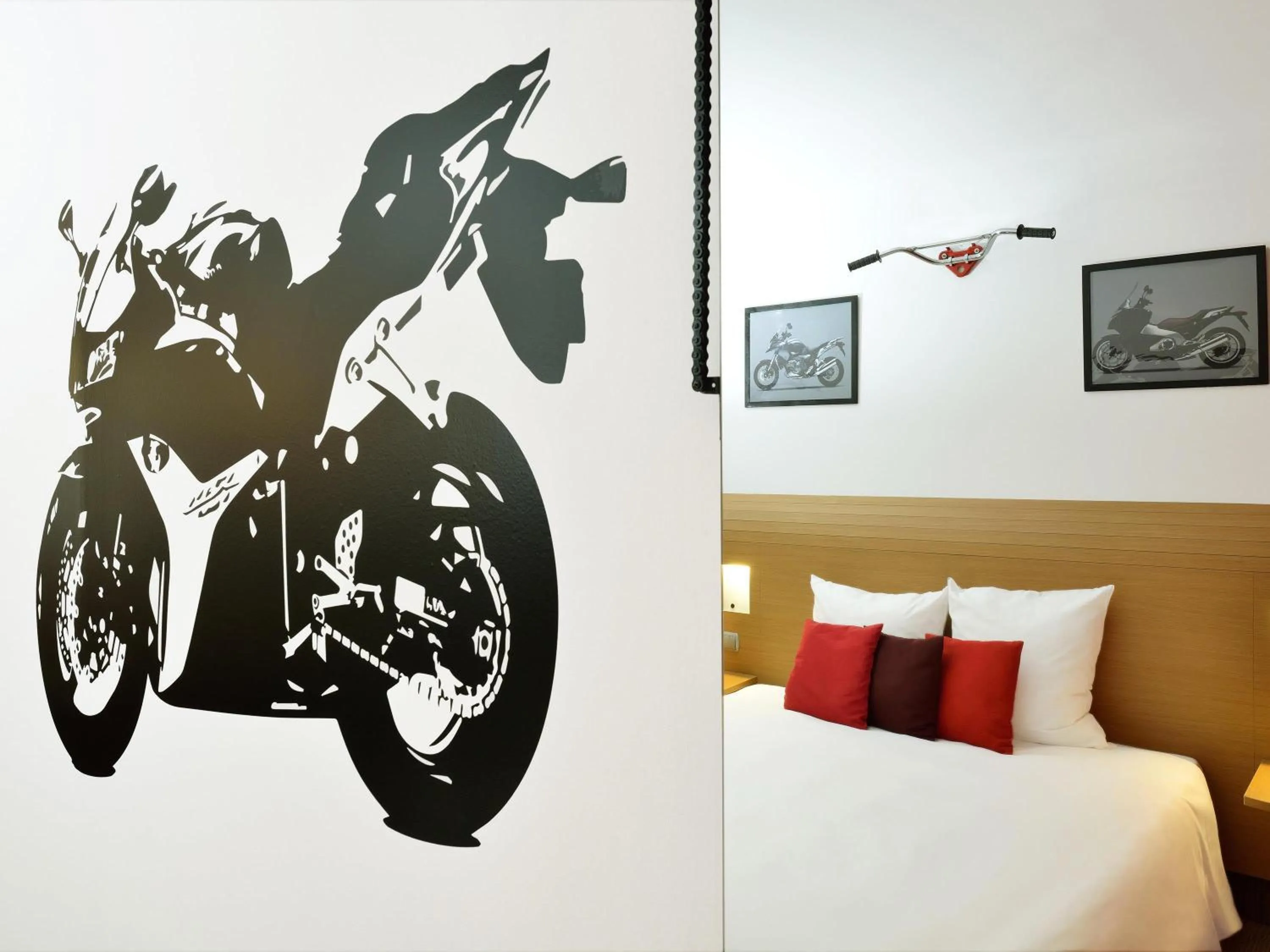 Bedroom, Bed in Novotel Budapest City