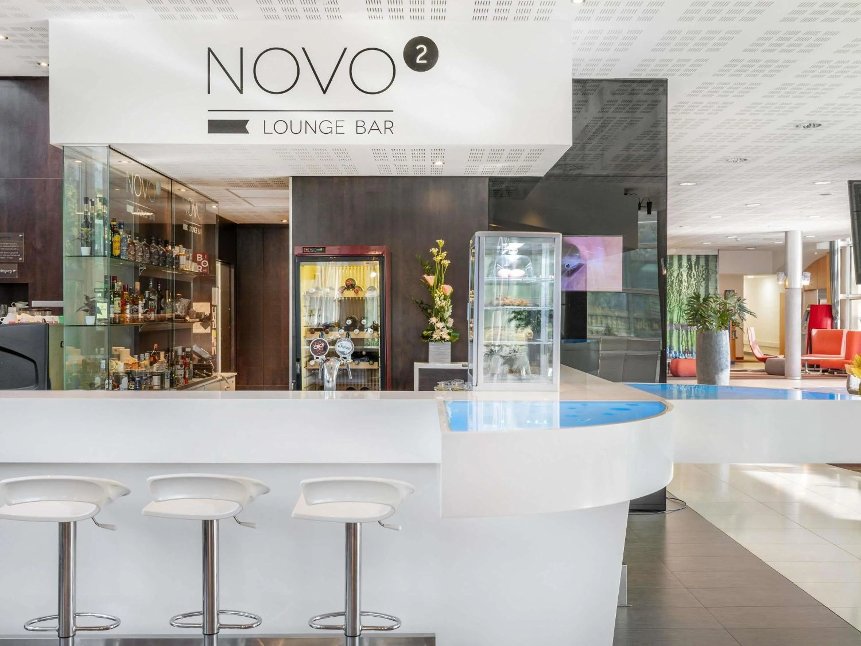 Lounge or bar in Novotel Budapest City