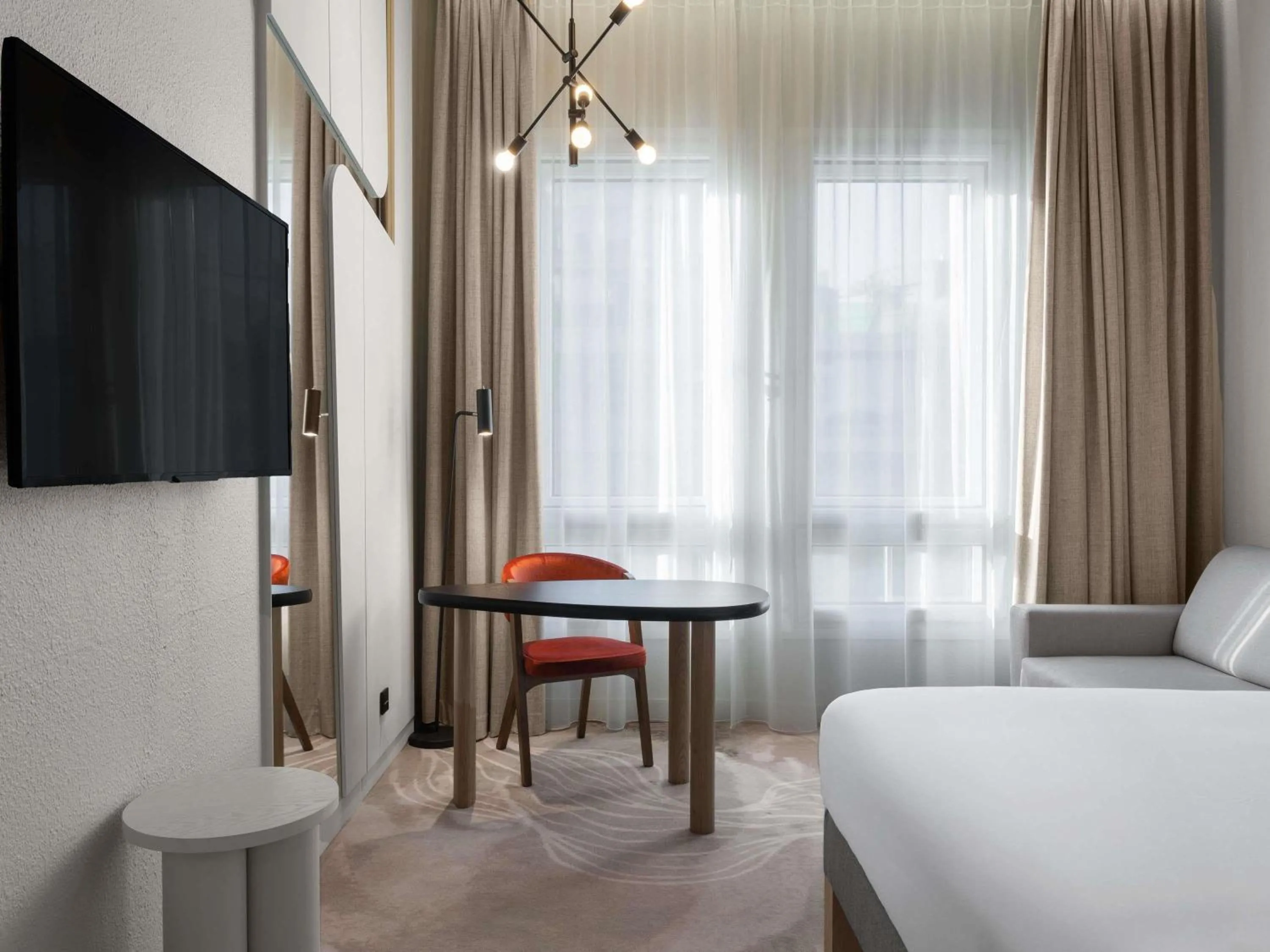 Bedroom, Bed in Mövenpick Hotel Budapest Centre