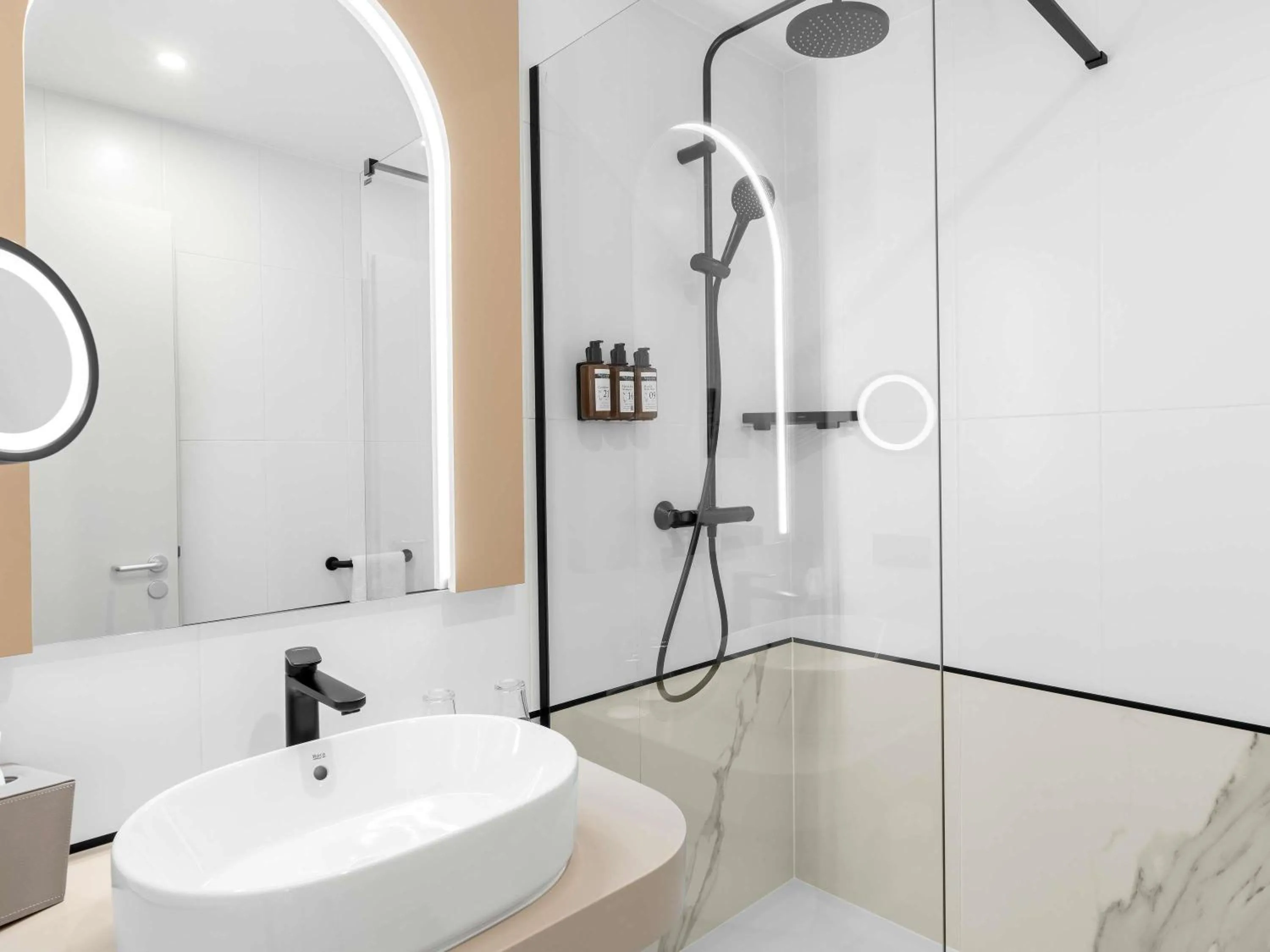 Bedroom in Mövenpick Hotel Budapest Centre