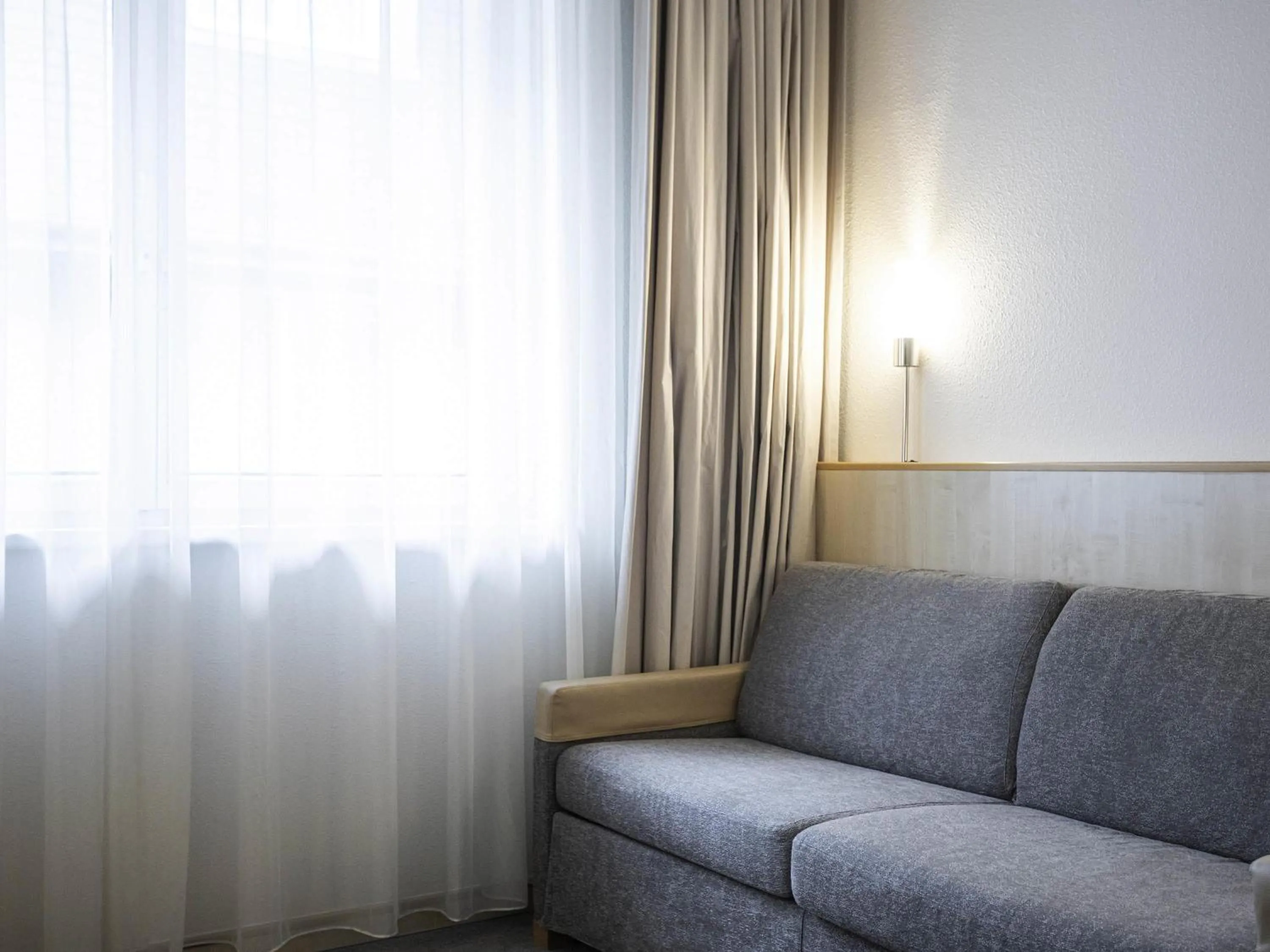 Bedroom in Mövenpick Hotel Budapest Centre