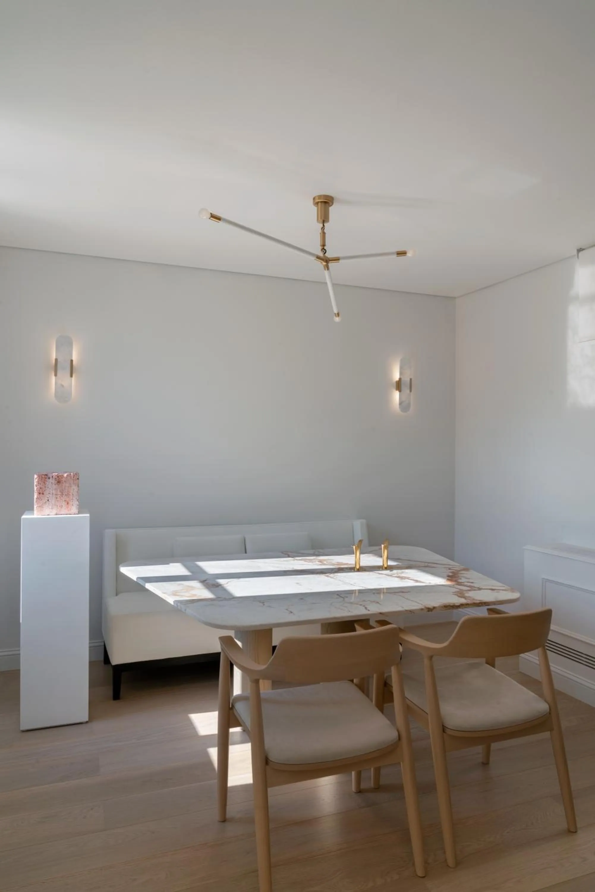 Dining area in Kinglin Luxury Living