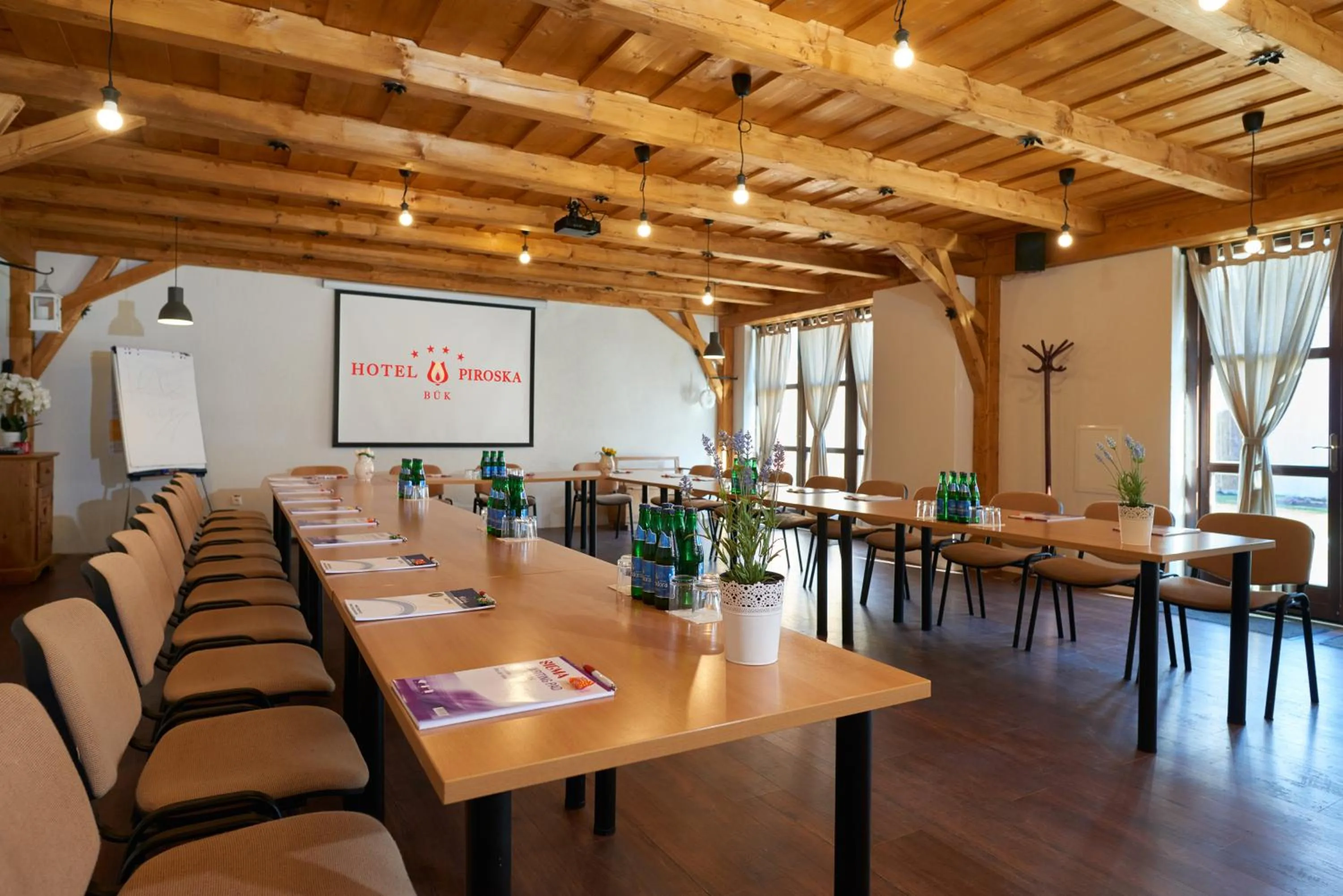 Banquet/Function facilities in Hotel Piroska