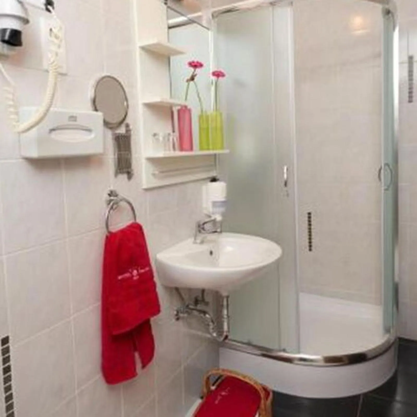 Bathroom in Hotel Piroska