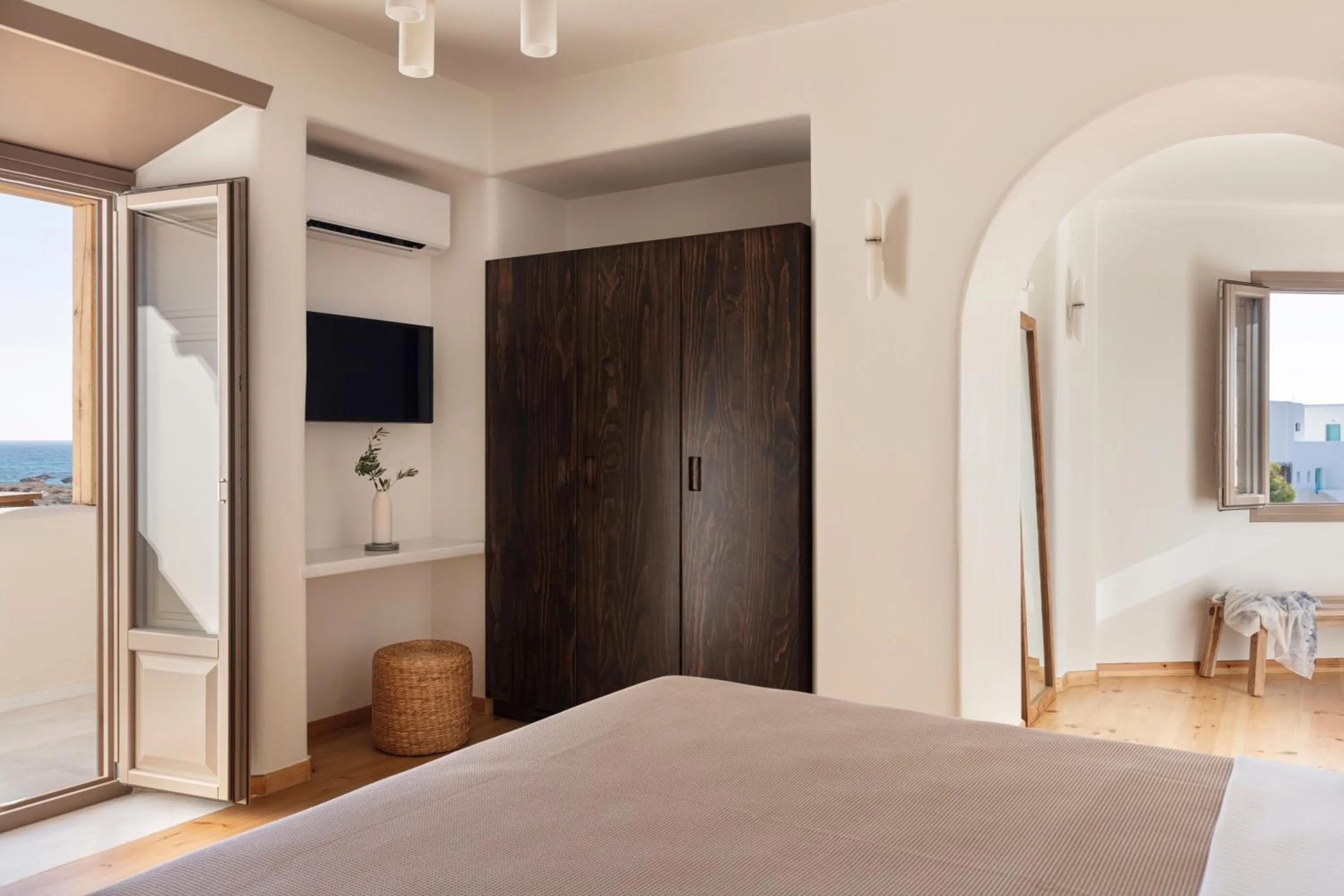Bedroom, Bed in Ammothines Cycladic Suites