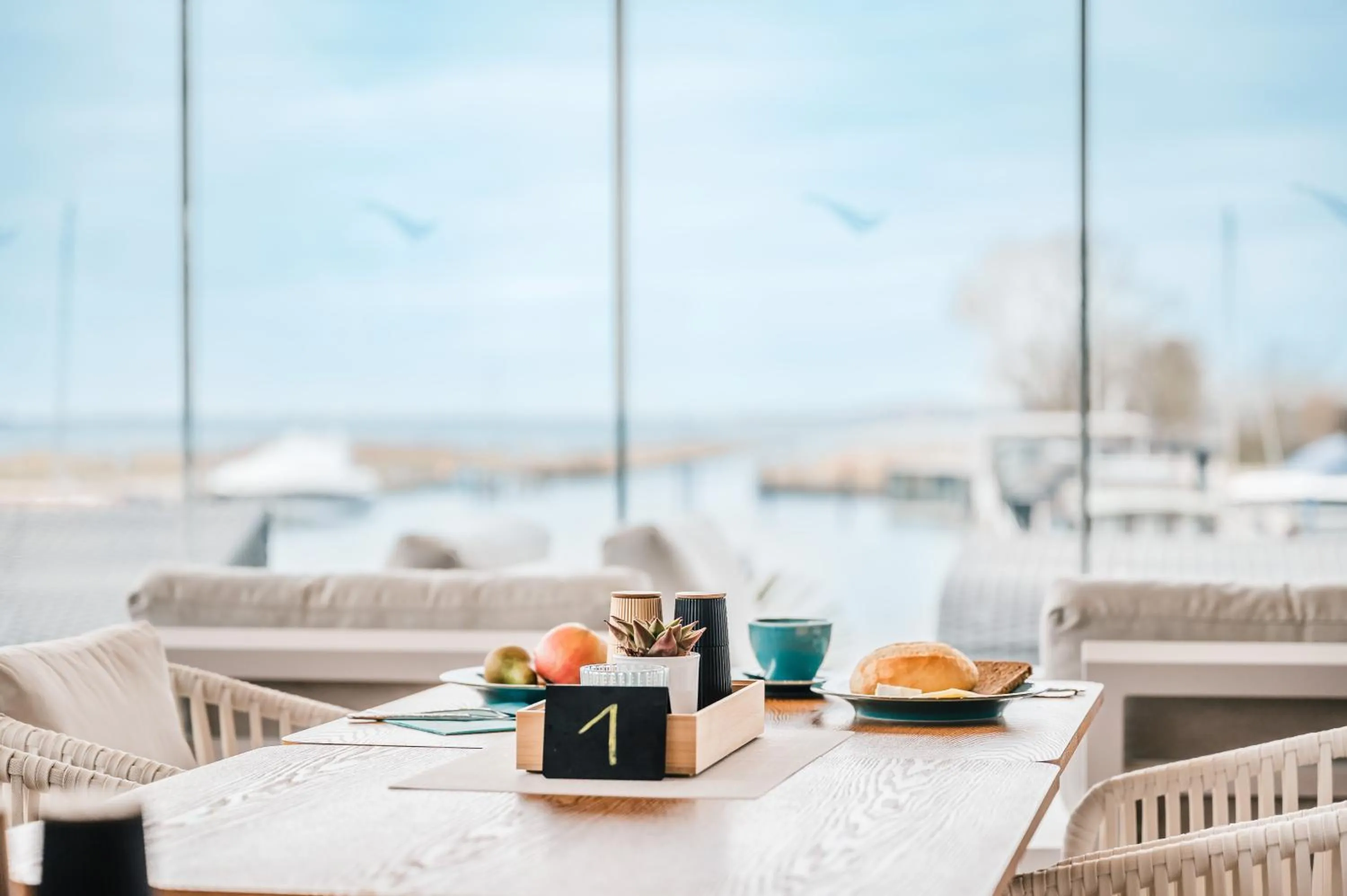 Restaurant/places to eat in Marina Martinshafen