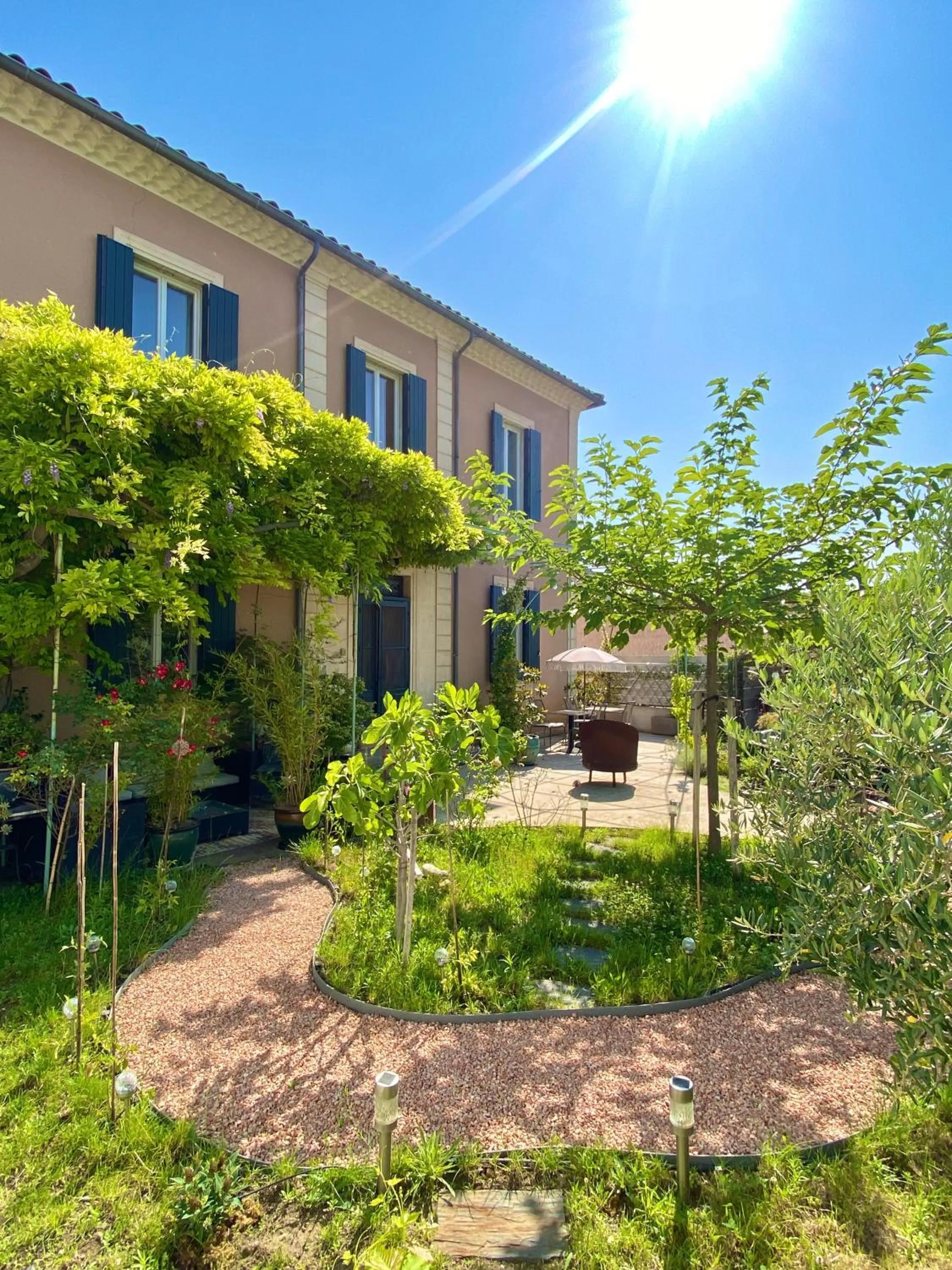 Property building in La maison Gerval