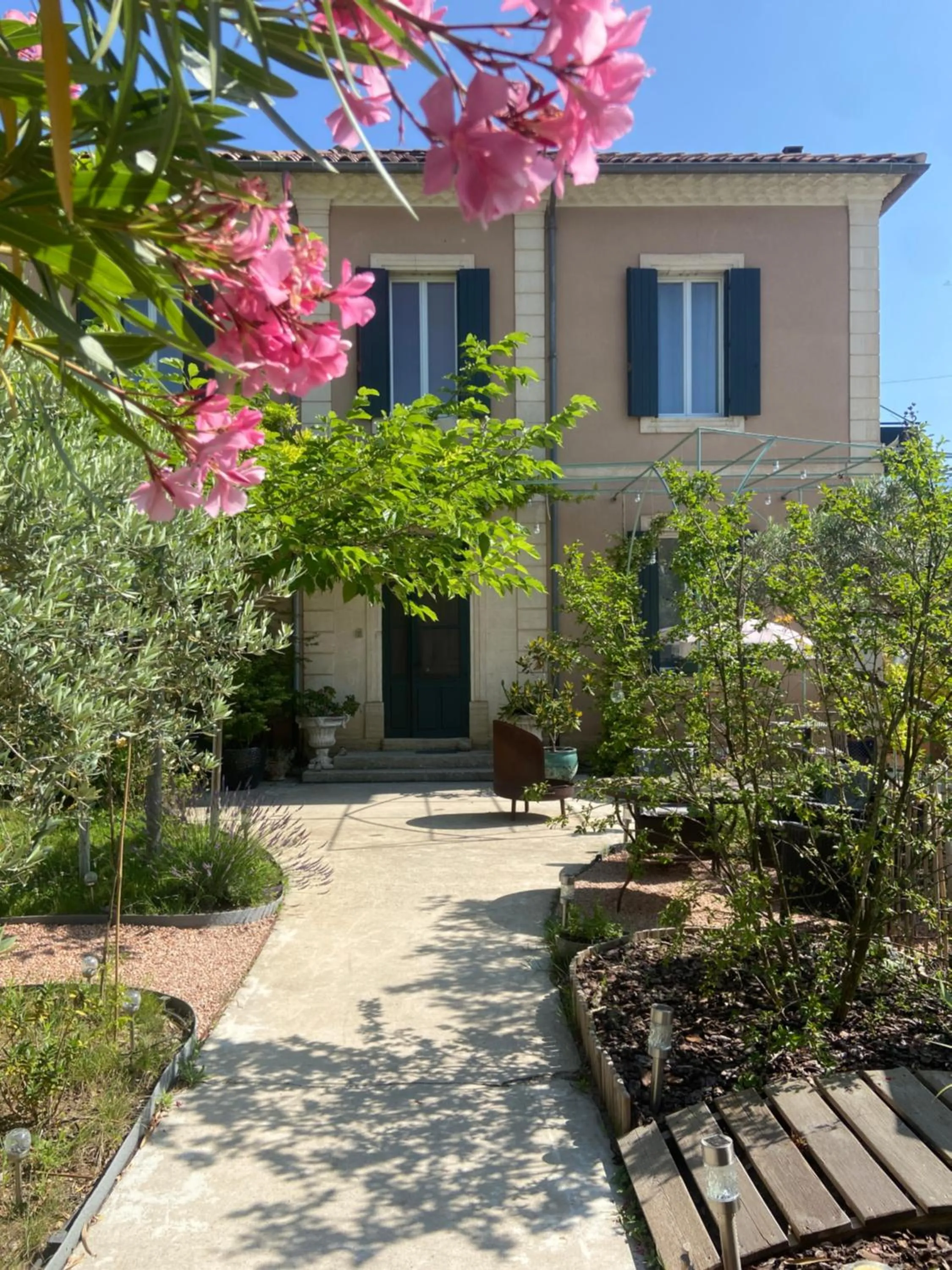 Property building in La maison Gerval