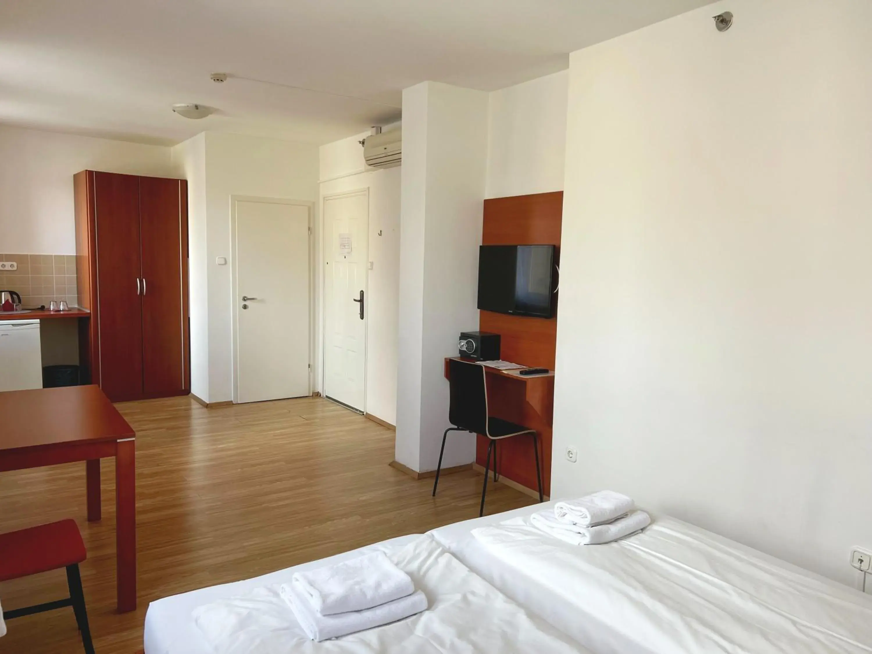 Twin Room in Triple M Hotel Twin Room in Triple M Hotel