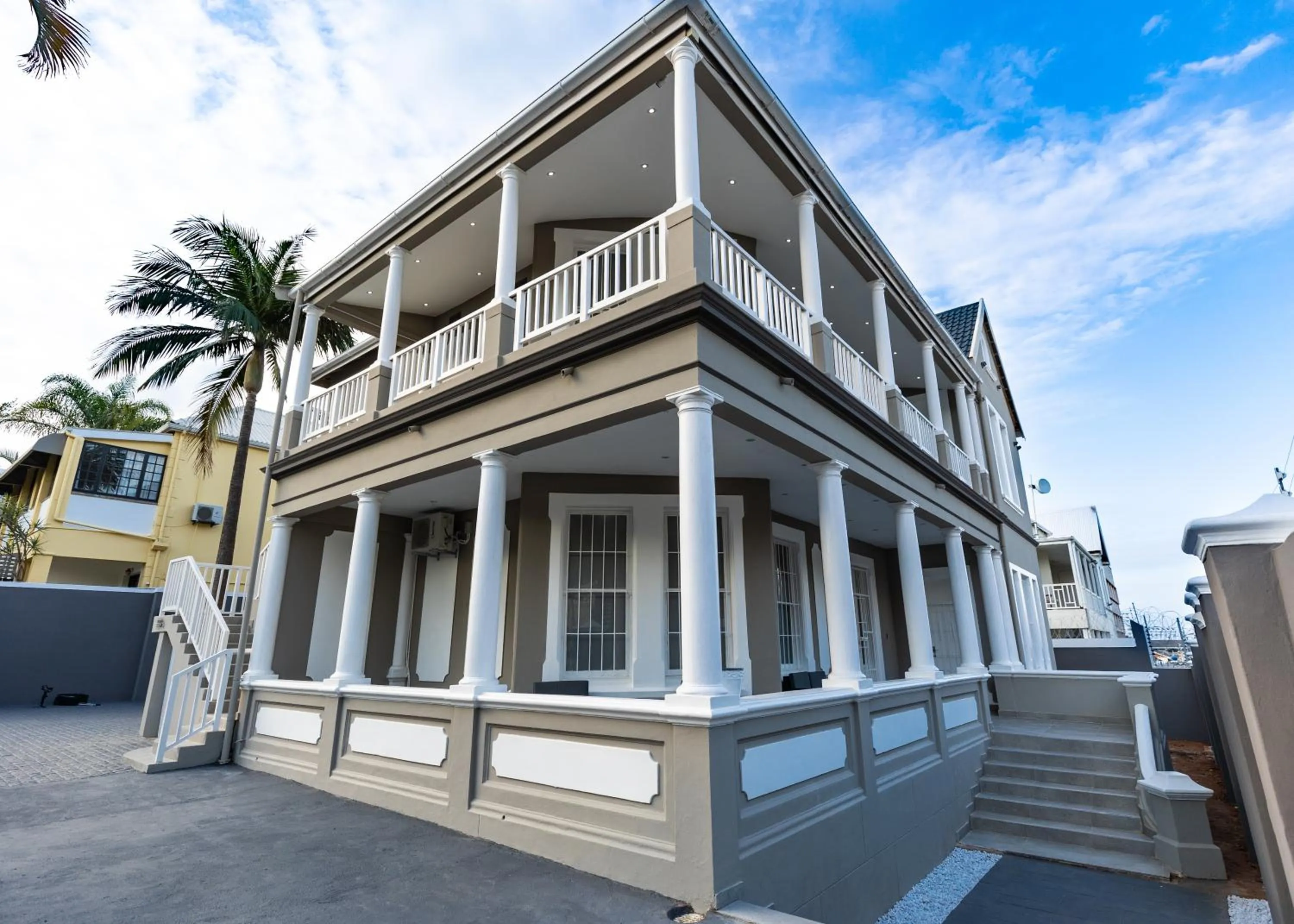 Property building in Luxe Suites Boutique Hotel