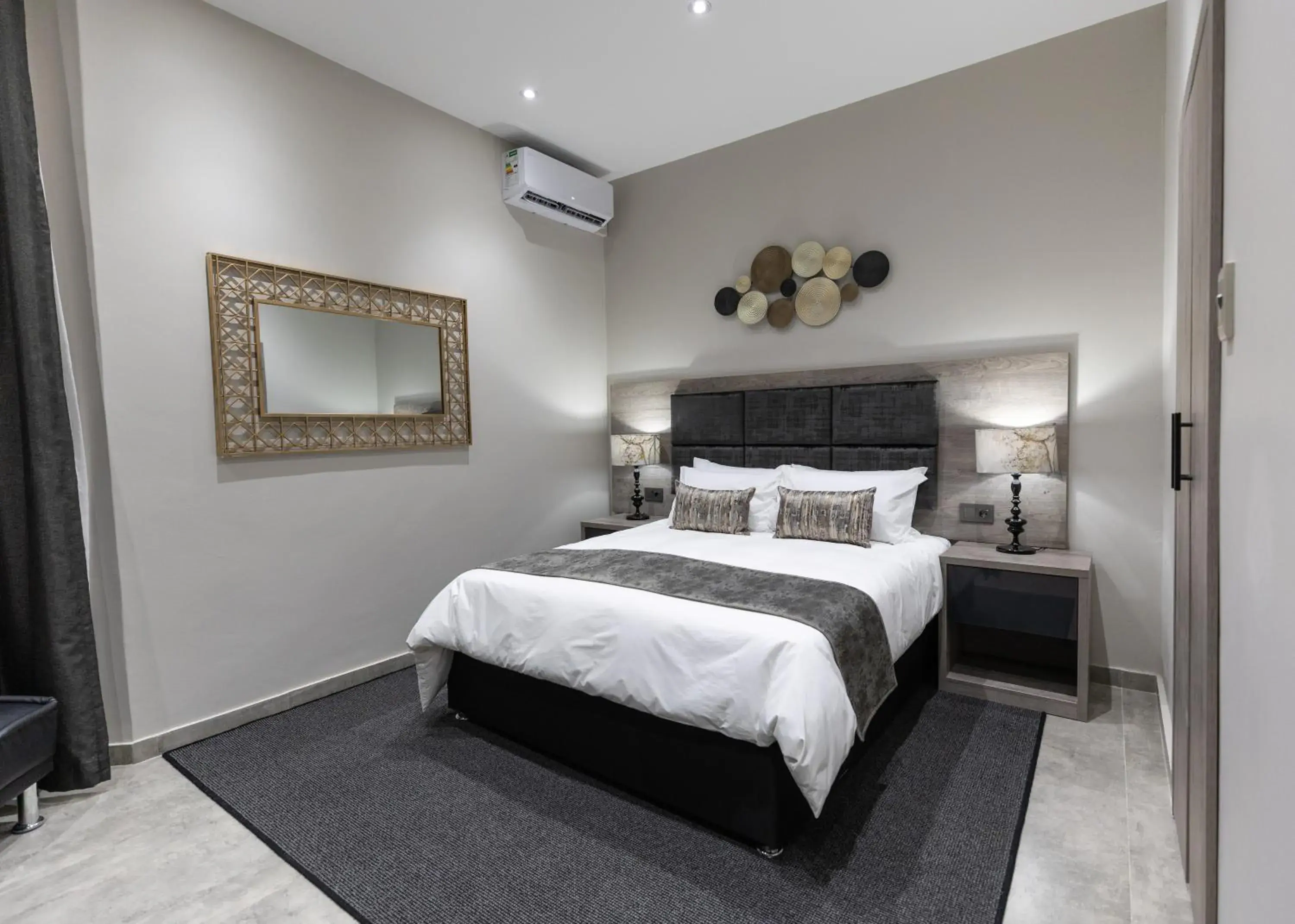 Deluxe Family Suite in Luxe Suites Boutique Hotel Deluxe Family Suite in Luxe Suites Boutique Hotel