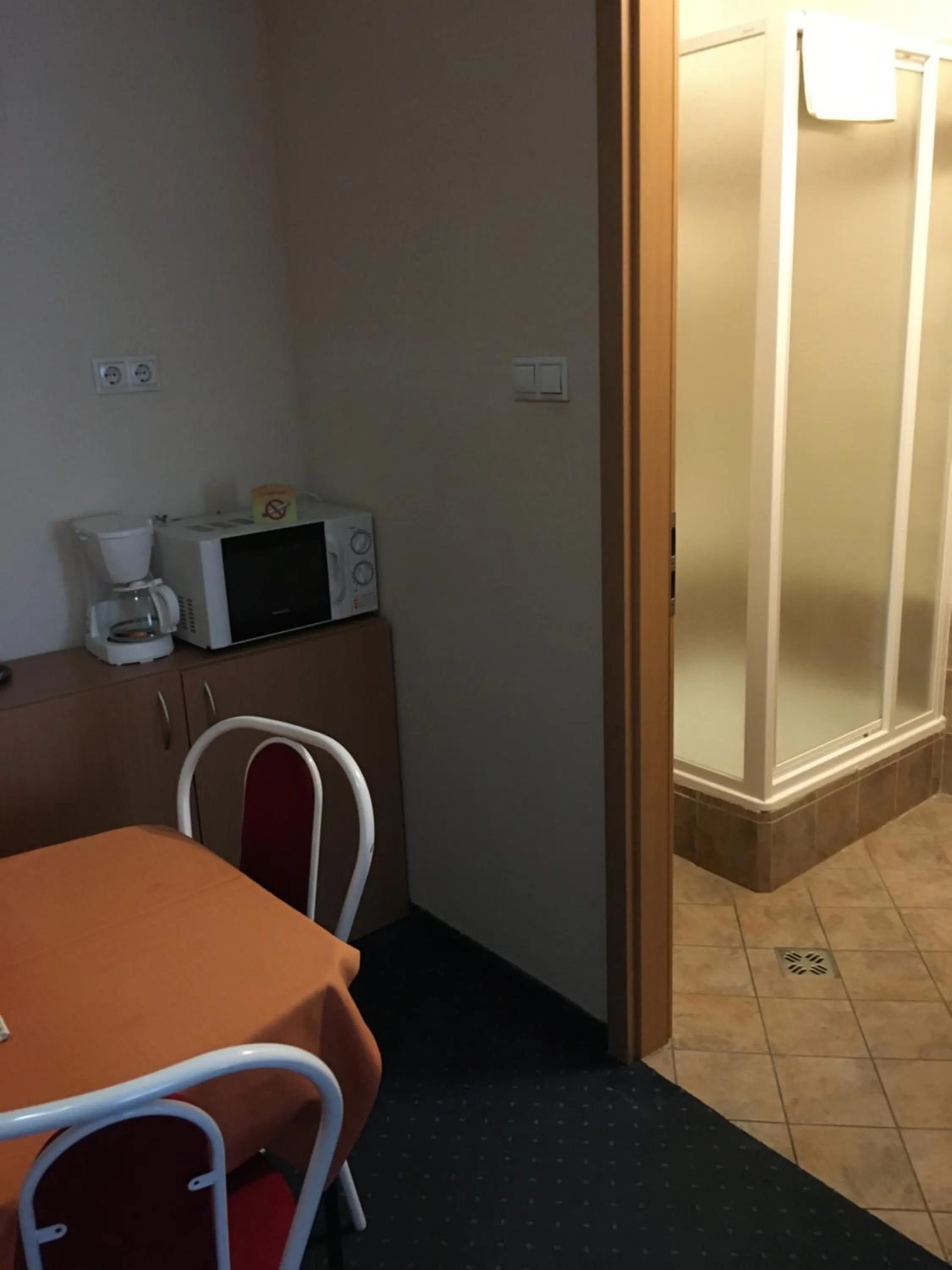 TV/Entertainment Center in Hotel Papillon