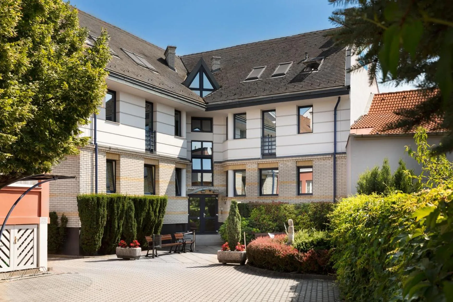 Property building in Hotel Kálvária