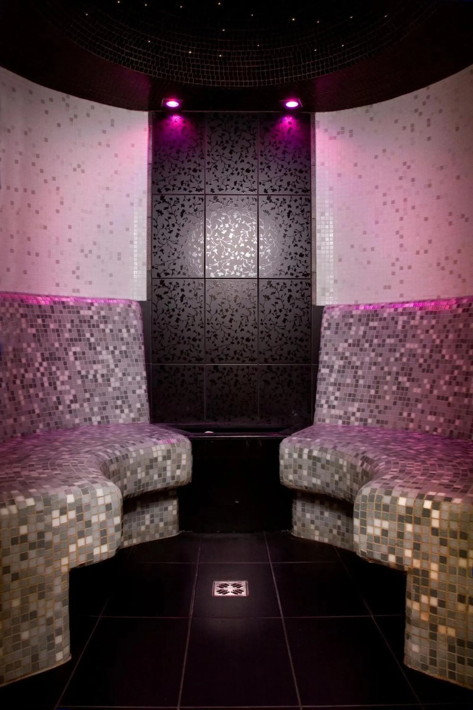 Steam room in Hotel Kálvária