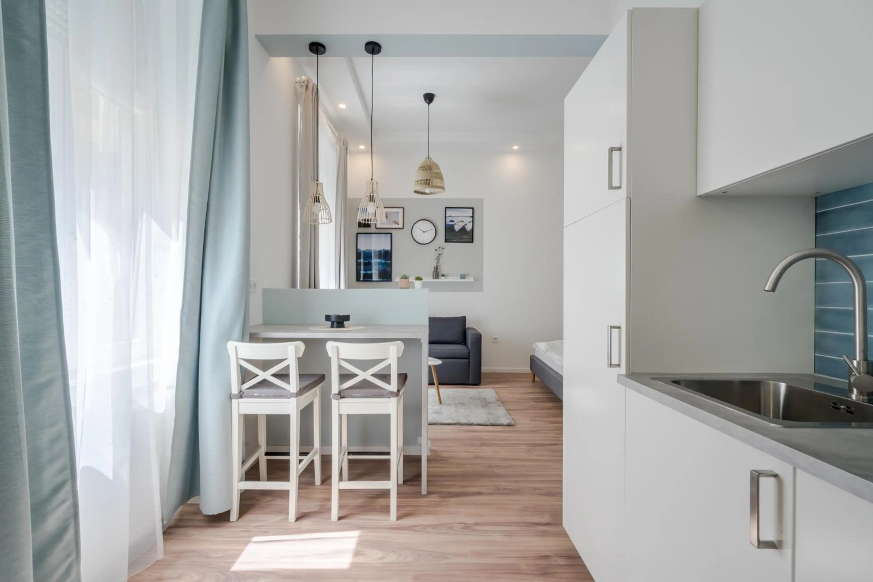 Kitchen or kitchenette in A13- Boutique Apartments, Best Location, by BQA