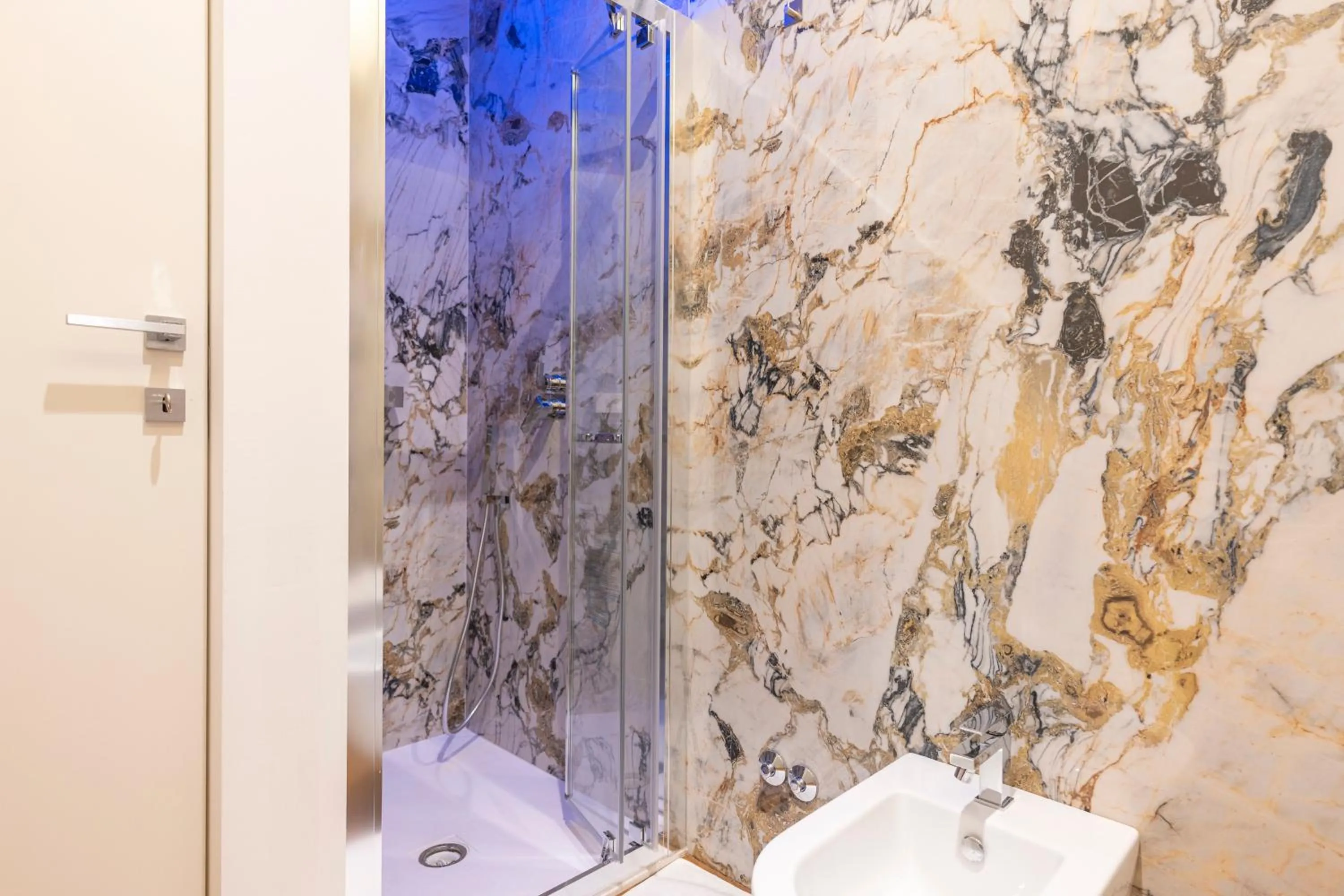 Bathroom in B&Z LUXURY