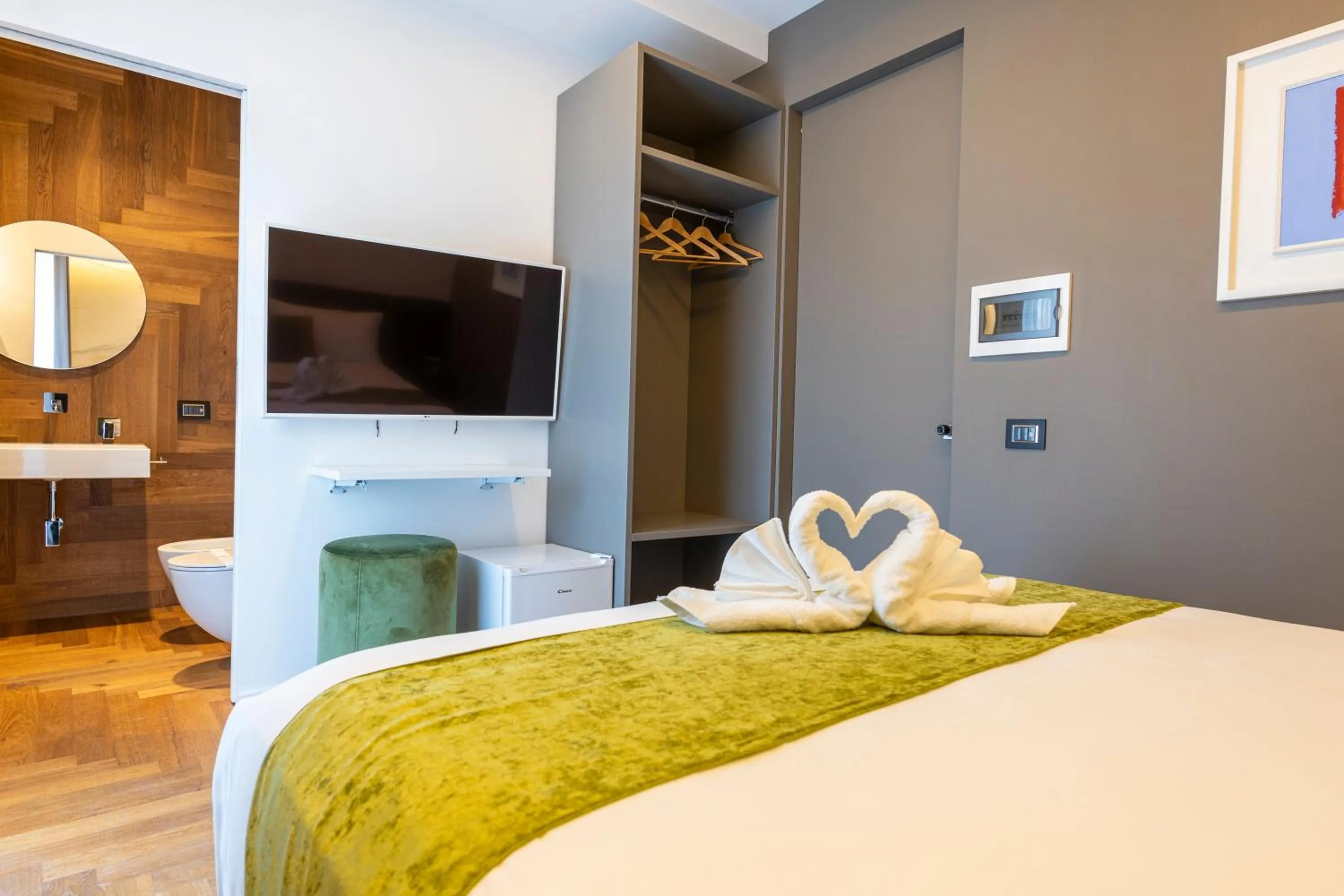 Bathroom, Bed in B&Z LUXURY