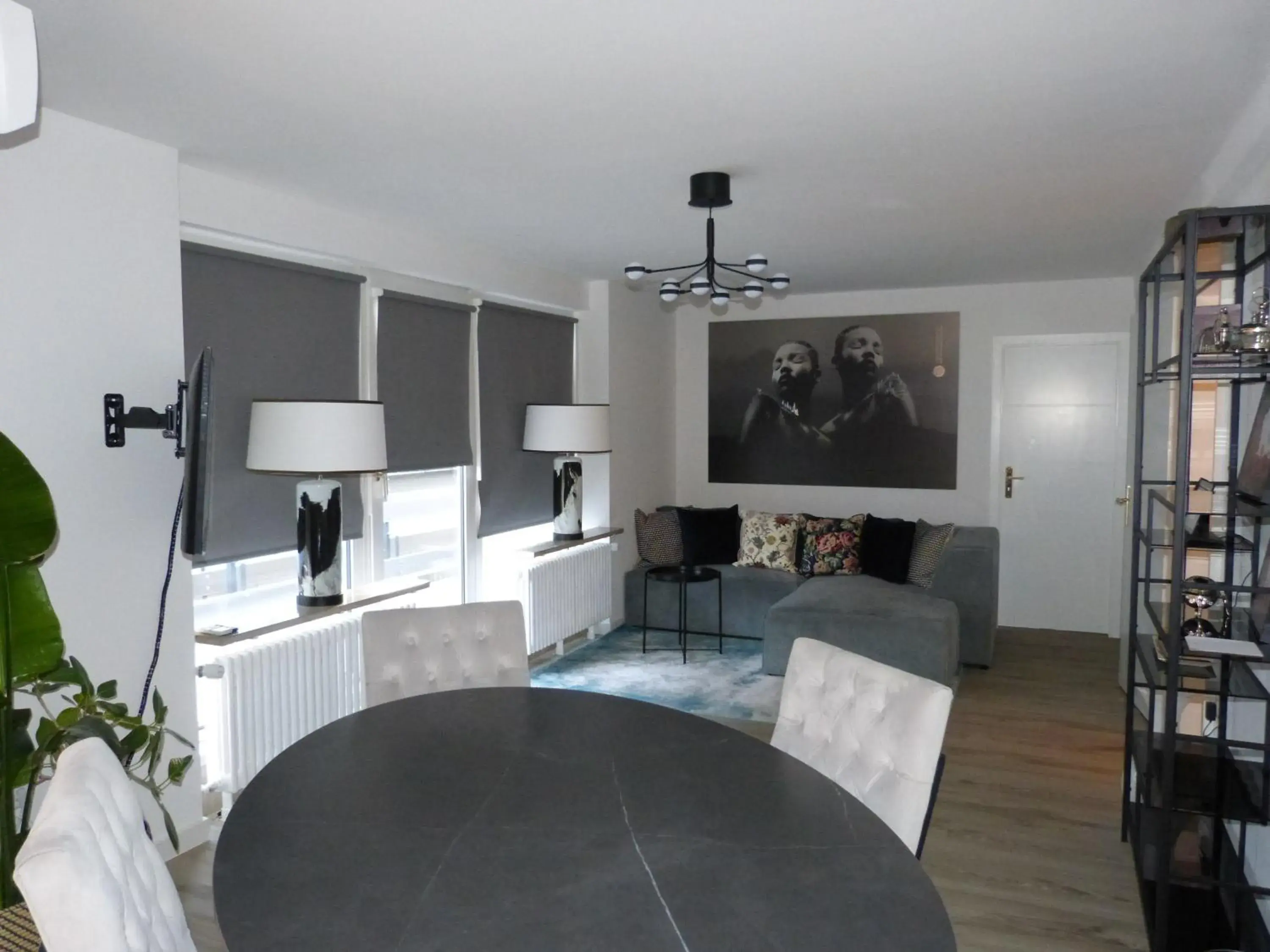 Family Room in Maison Viktoria Augsburg Family Room in Maison Viktoria Augsburg