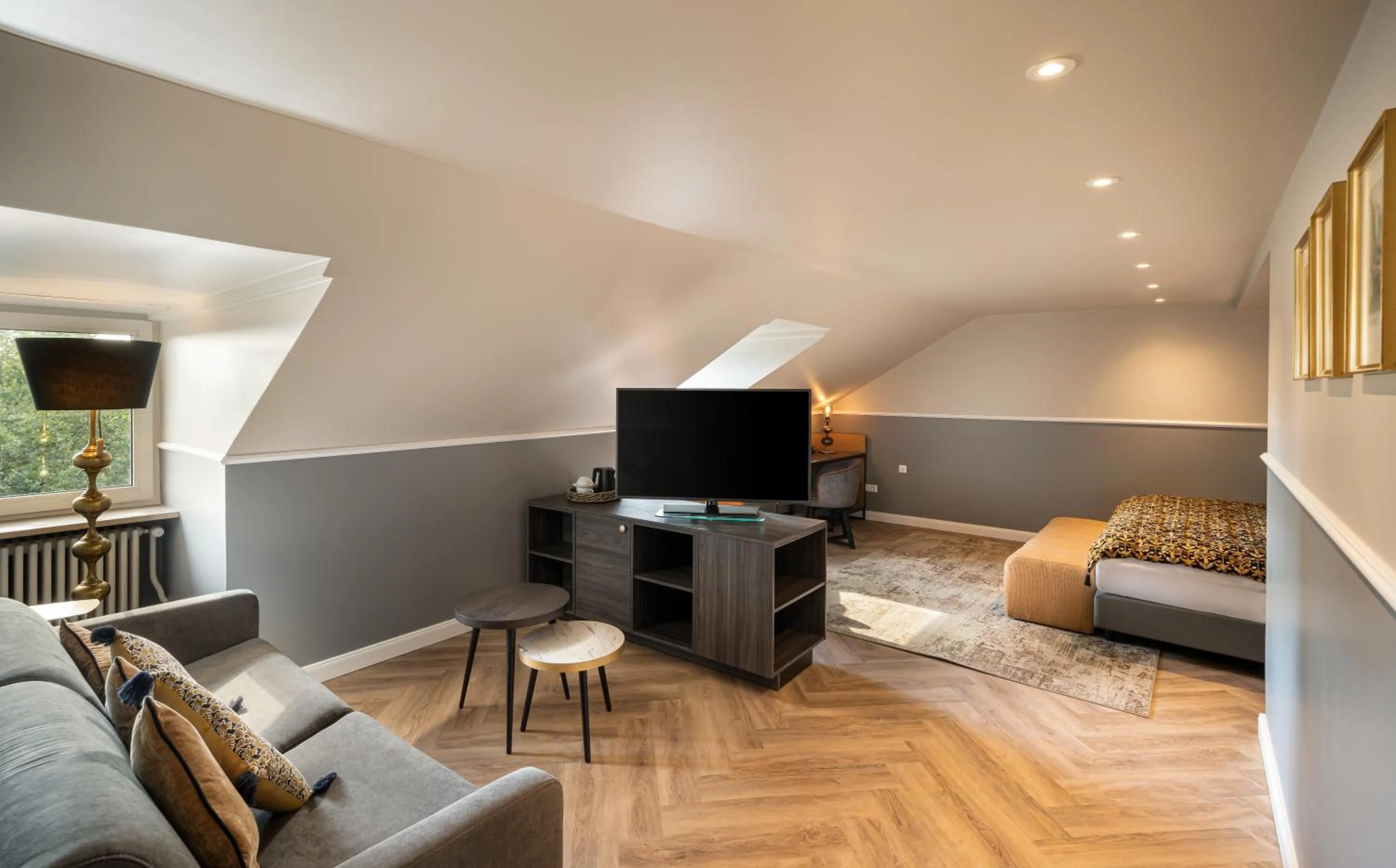 TV and multimedia in Maison Viktoria Augsburg