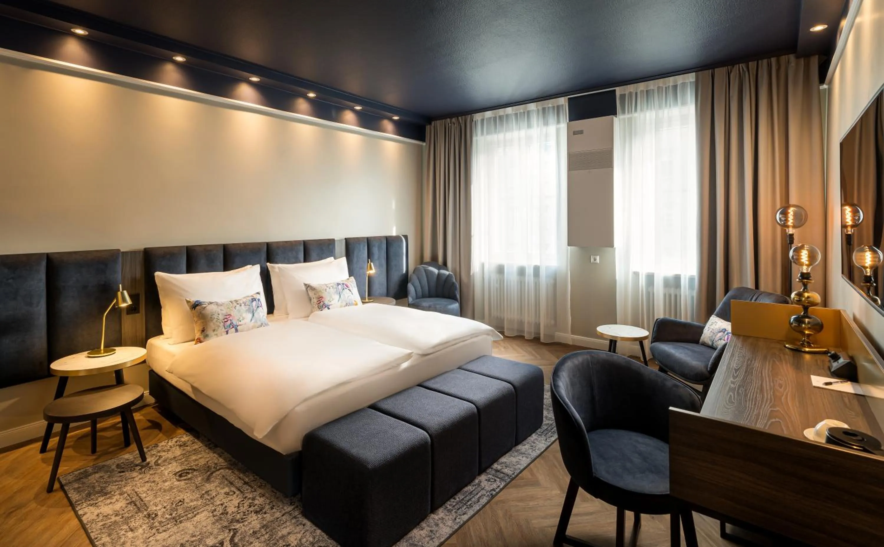 Photo of the whole room, Bed in Maison Viktoria Augsburg