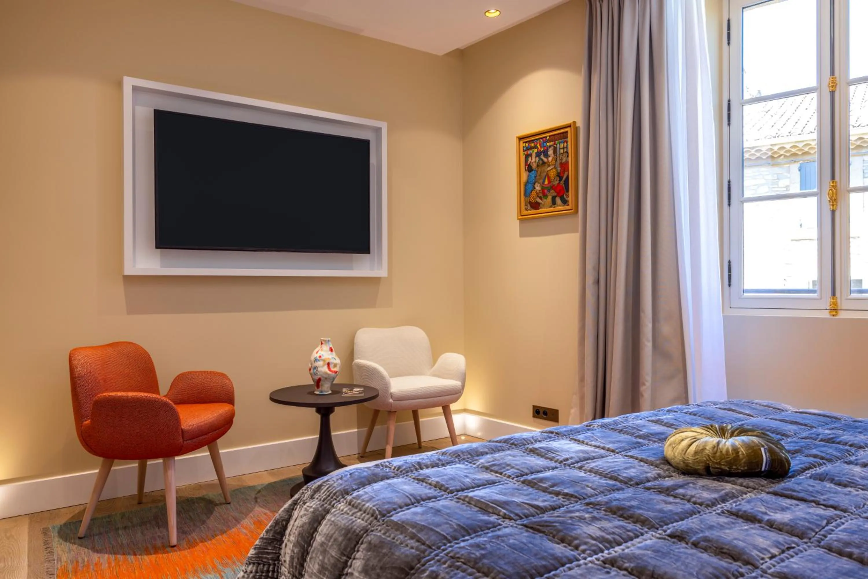 Bed in Hotel La Mère Germaine