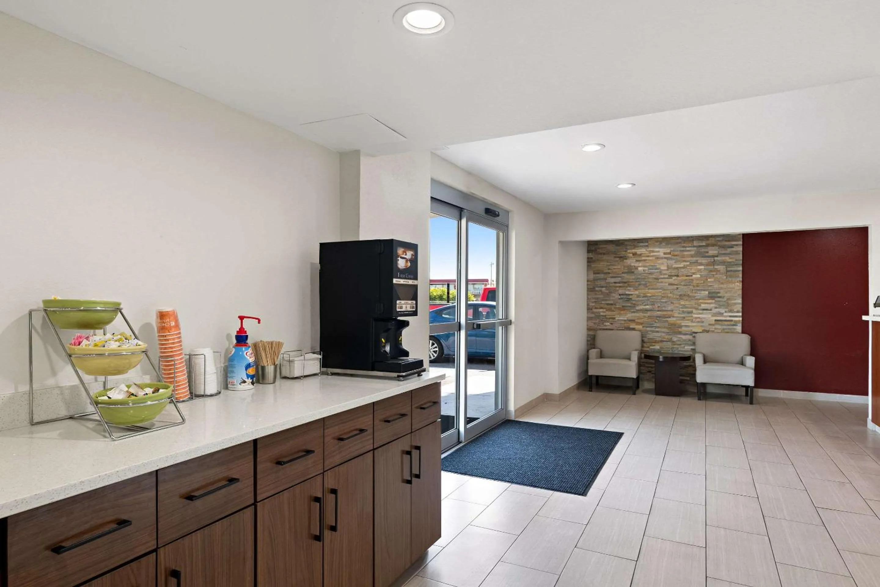 Lobby or reception in Quality Suites Wildwood - The Villages