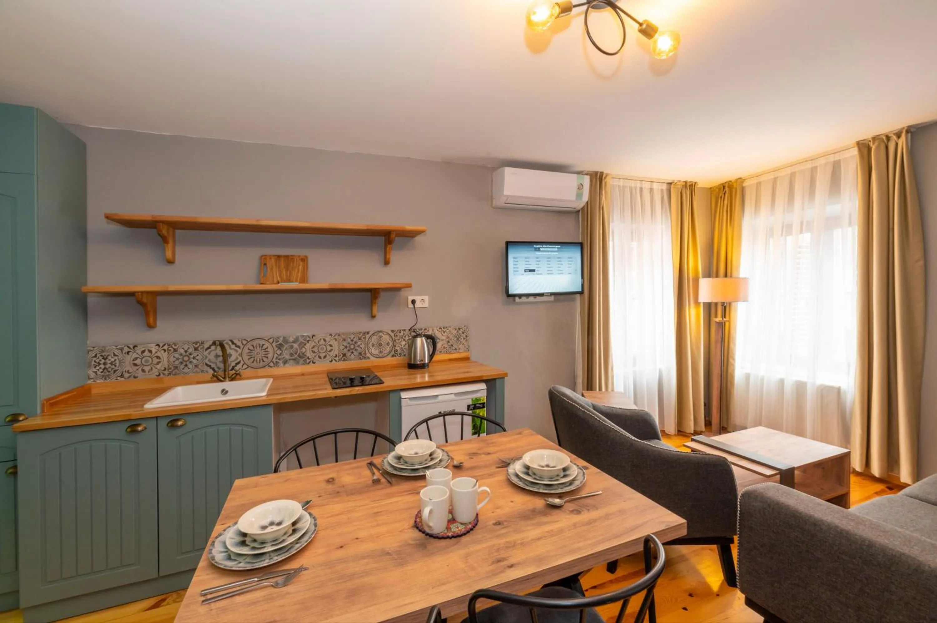 Kitchen or kitchenette in Suites İstanbul
