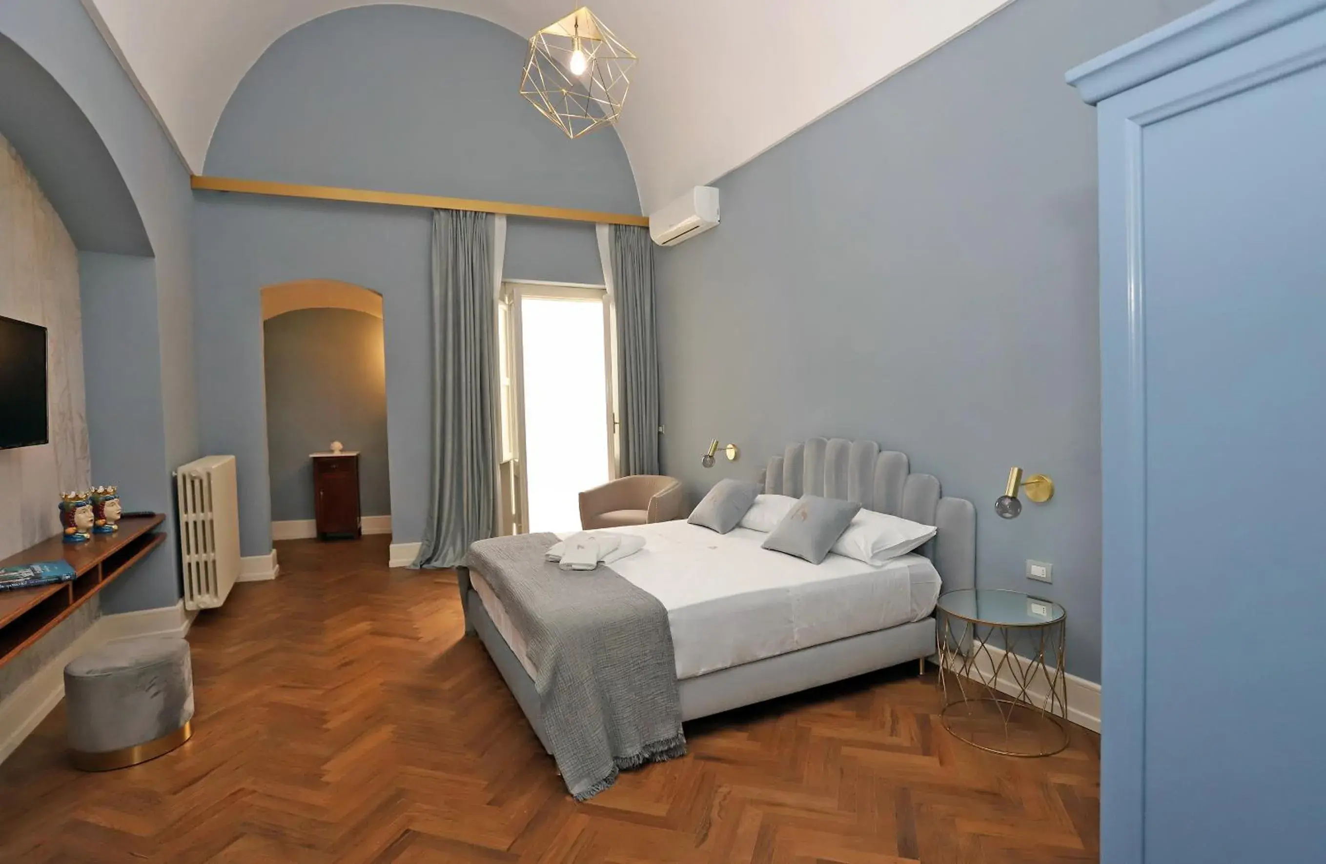 Duplex Suite in Palazzo Sansonetti Duplex Suite in Palazzo Sansonetti