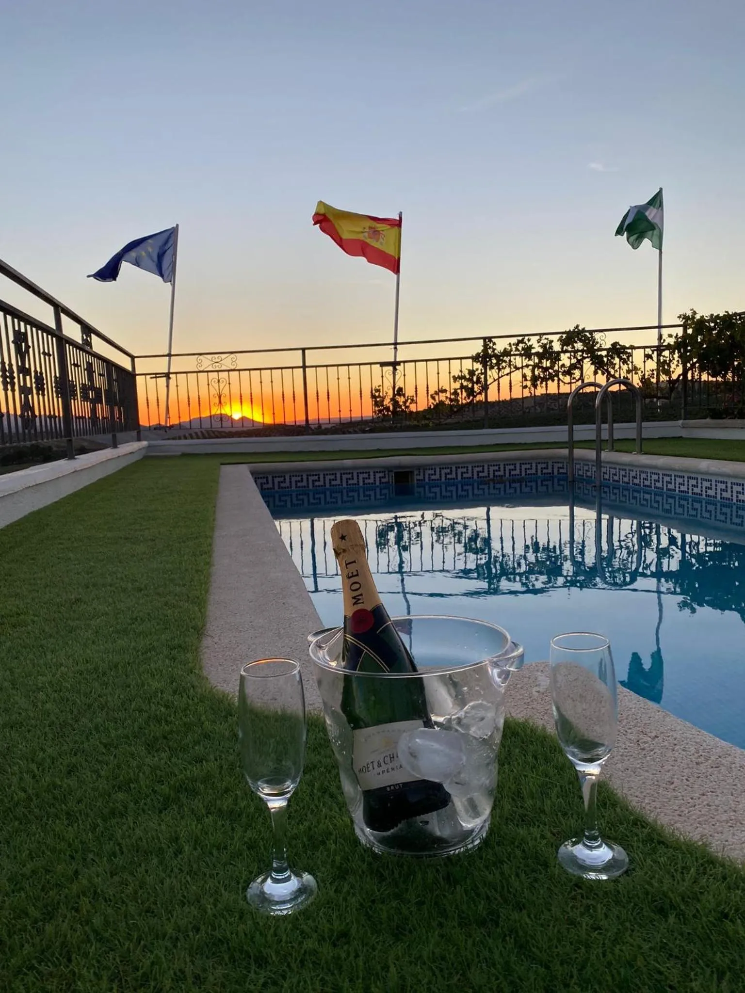 Swimming pool in Hotel Sierra de Huesa
