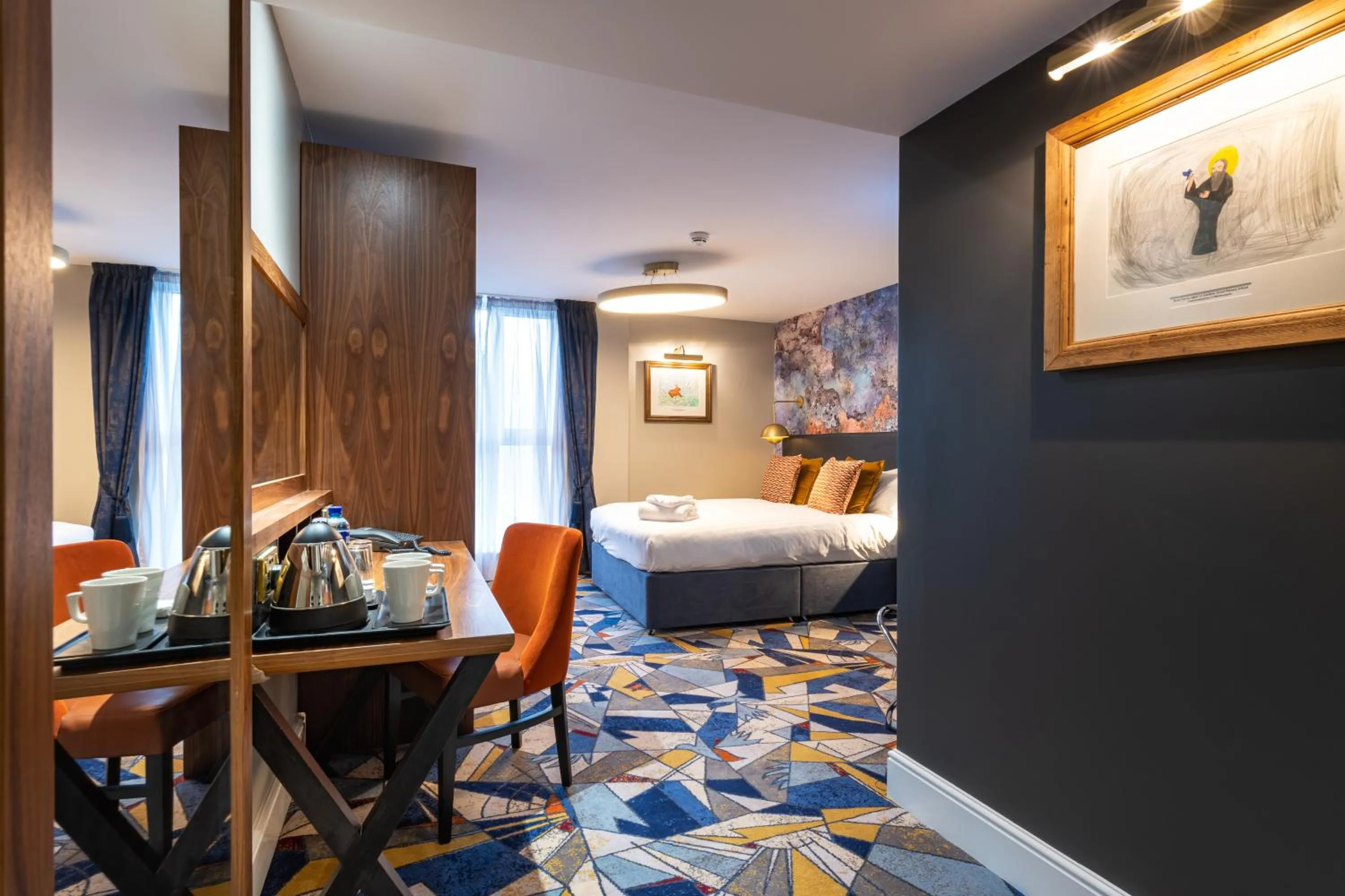 Bed in Keavan's Port Hotel, Dublin