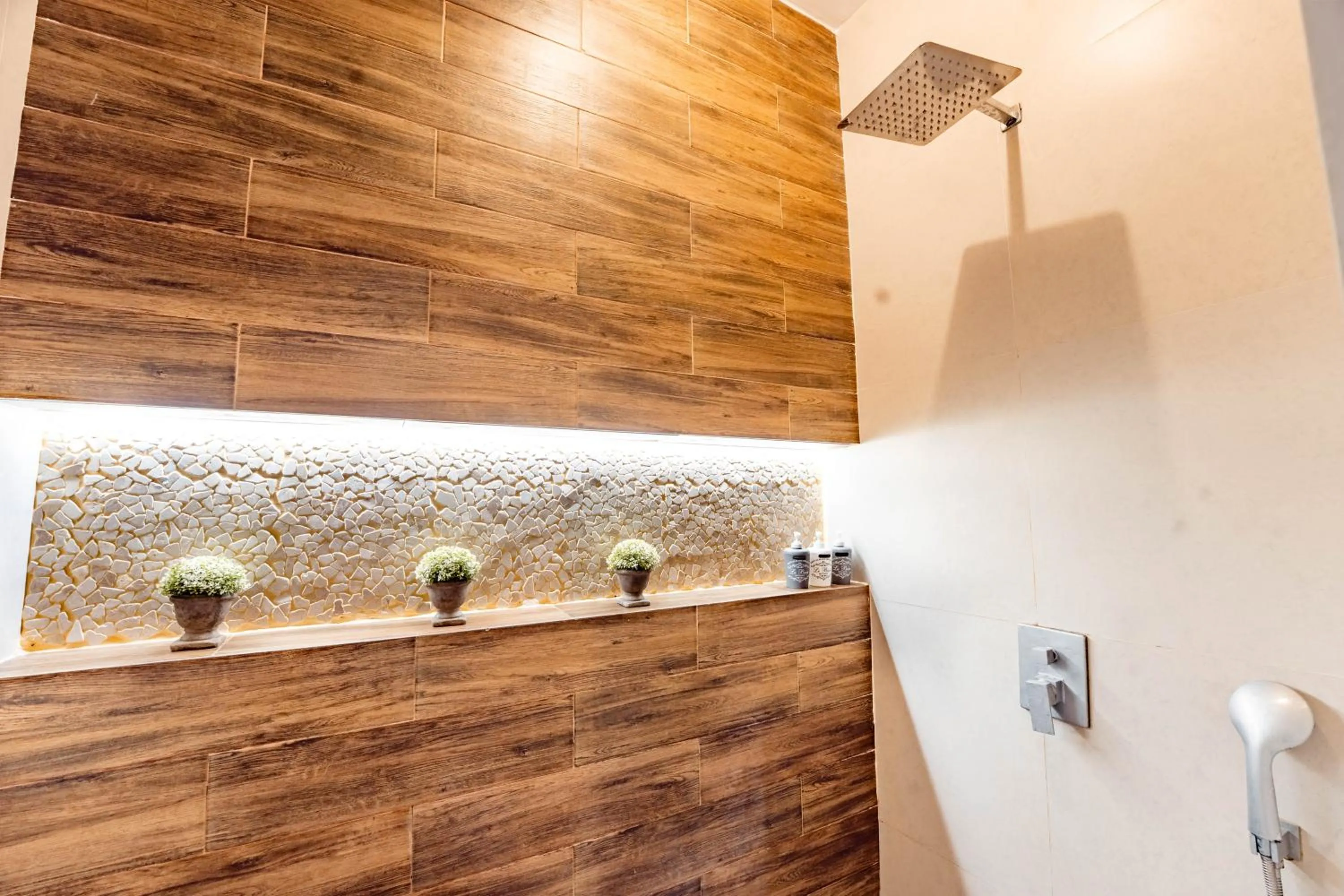 Shower in Zanzibella Hotel & SPA