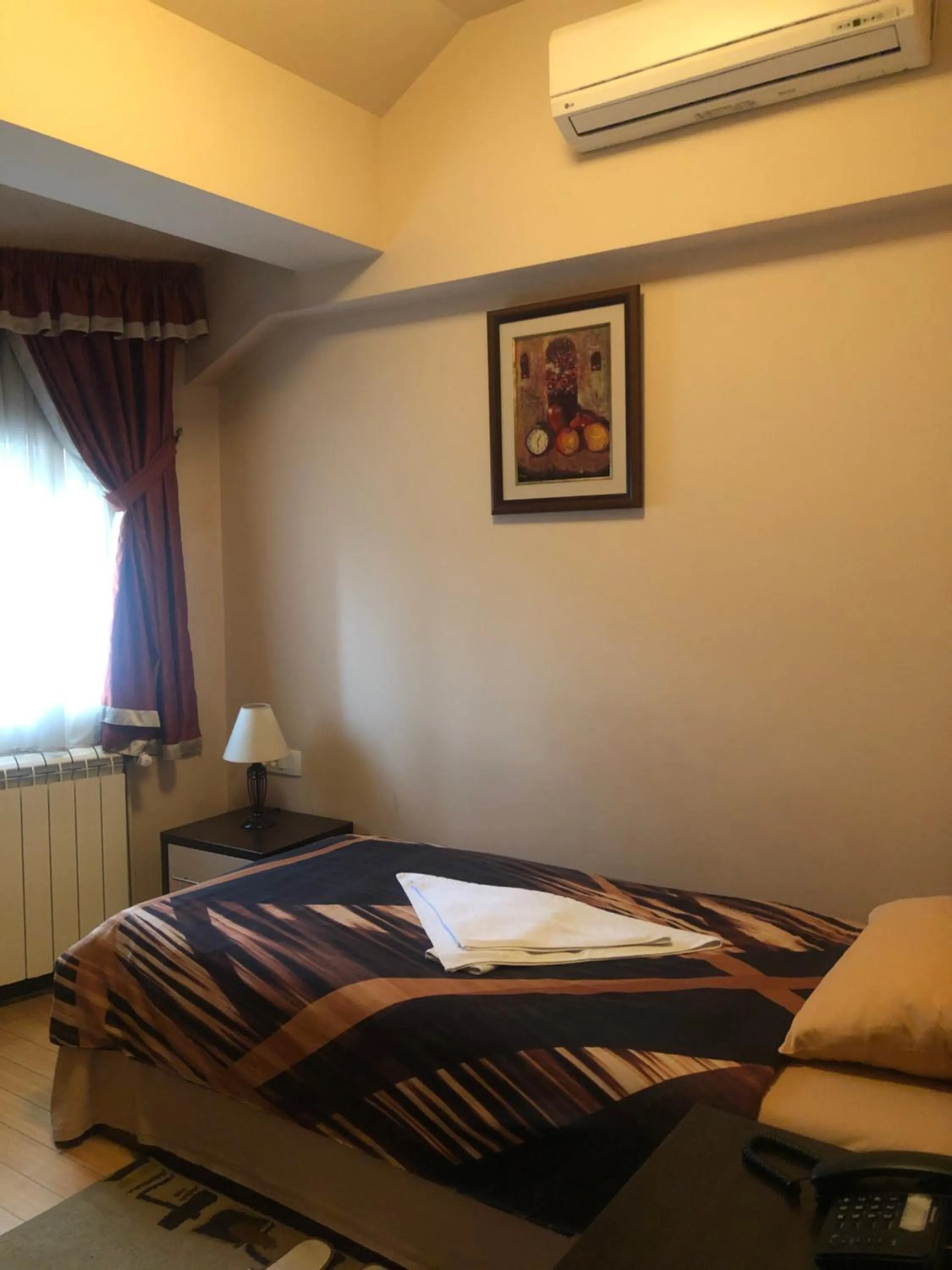 Bedroom in Hotel Royal