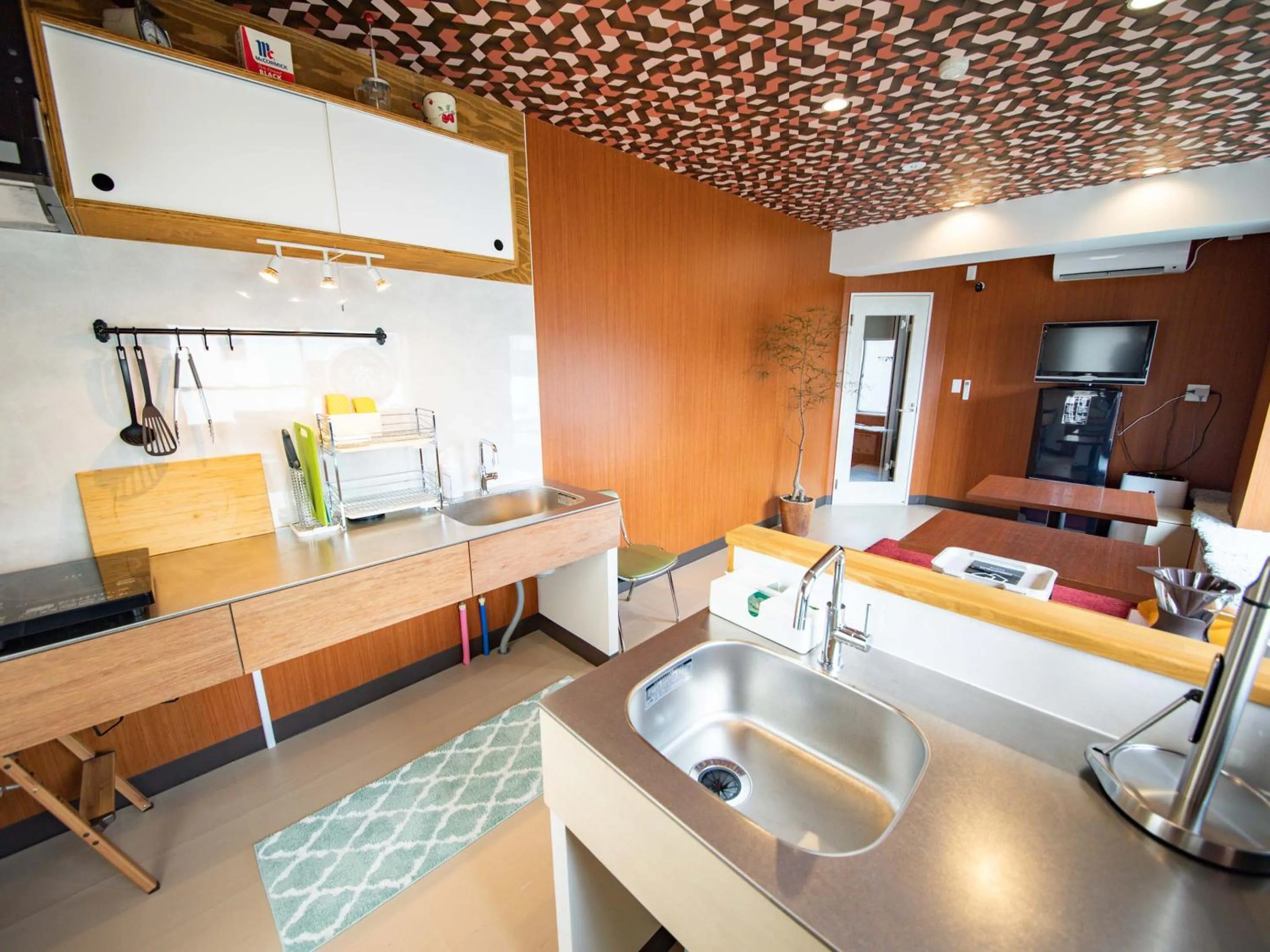 Kitchen or kitchenette in tune HIGORO